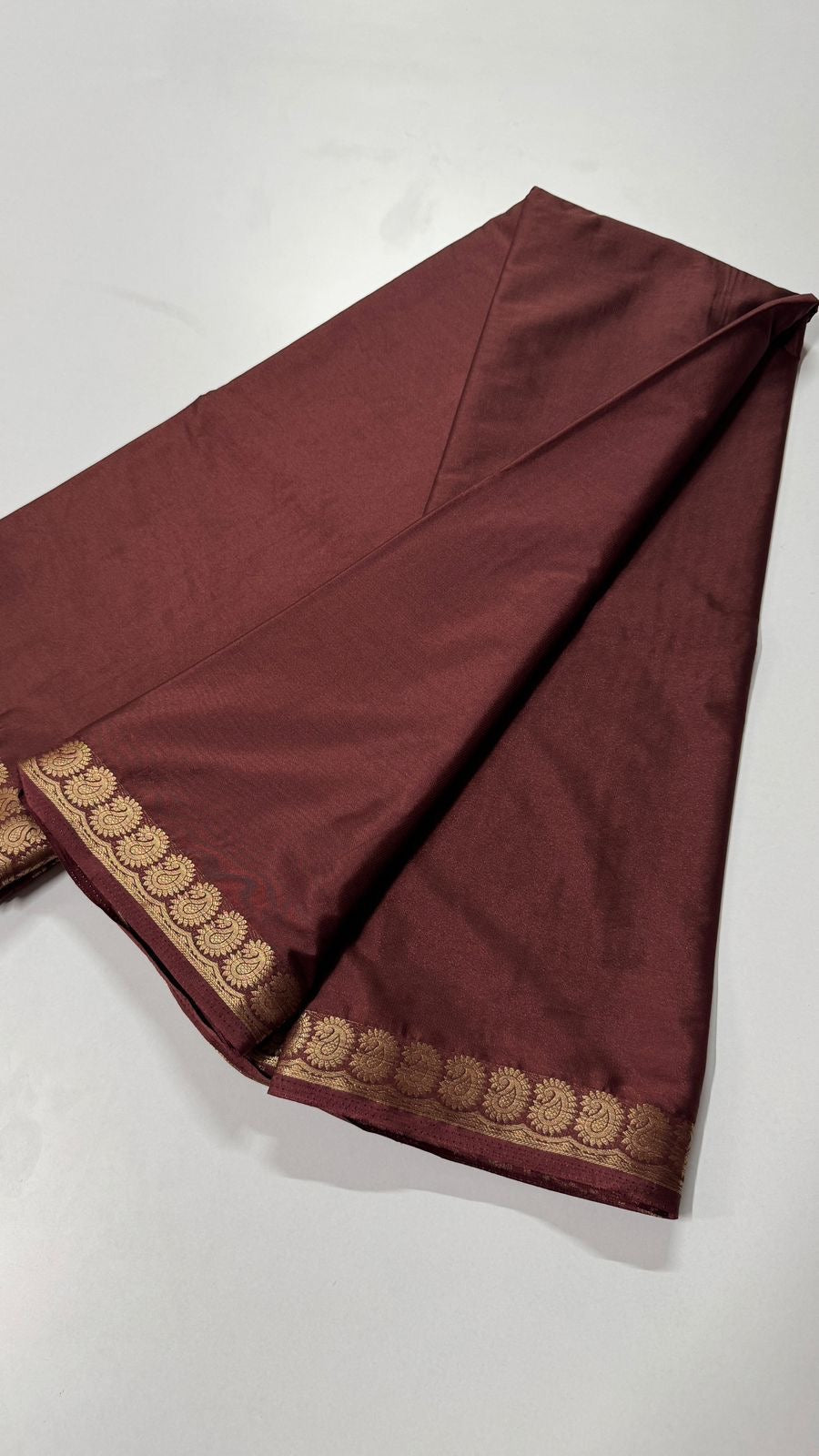 Mysore Crepe Mango Border