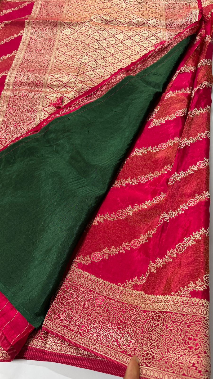 Pure Crepe Chinnon Silk Saree