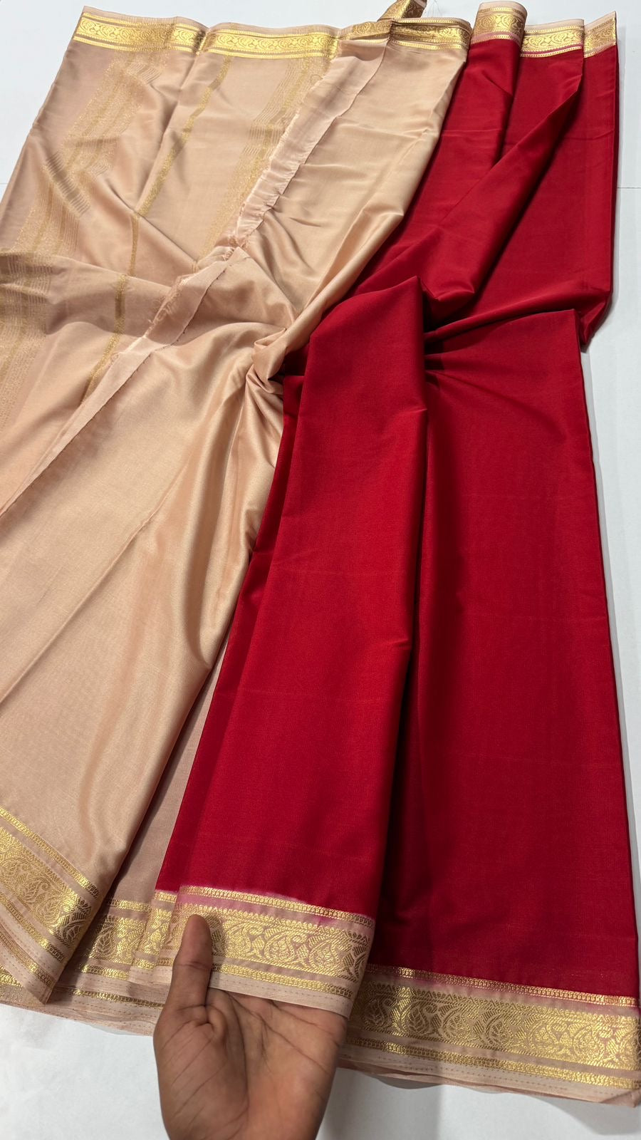 1.5 inch gold zari semi Mysore crepe contrast- VARAHI053