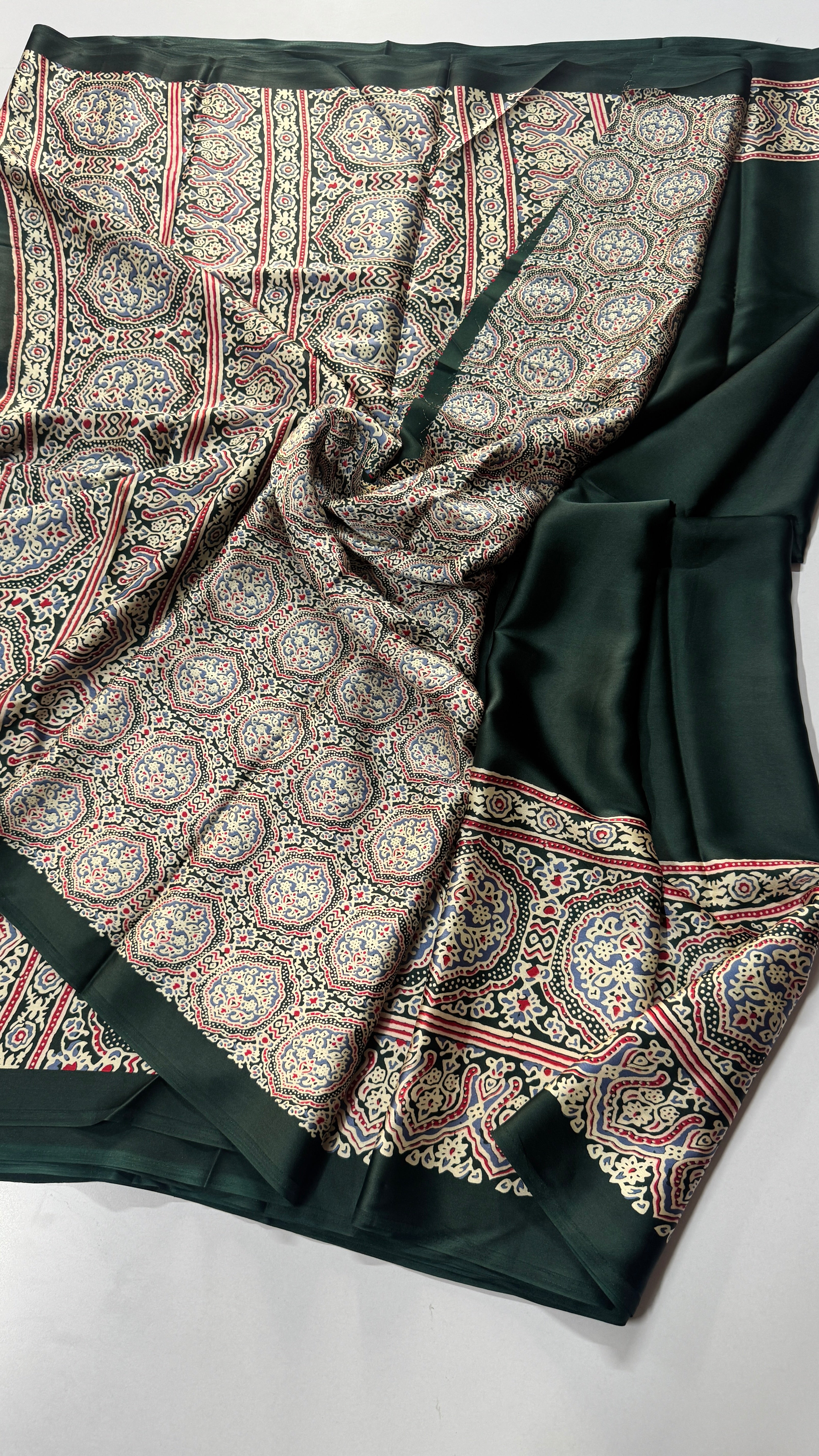 Satin Georgette saree features a beautiful Ajrak design-VARAHI081