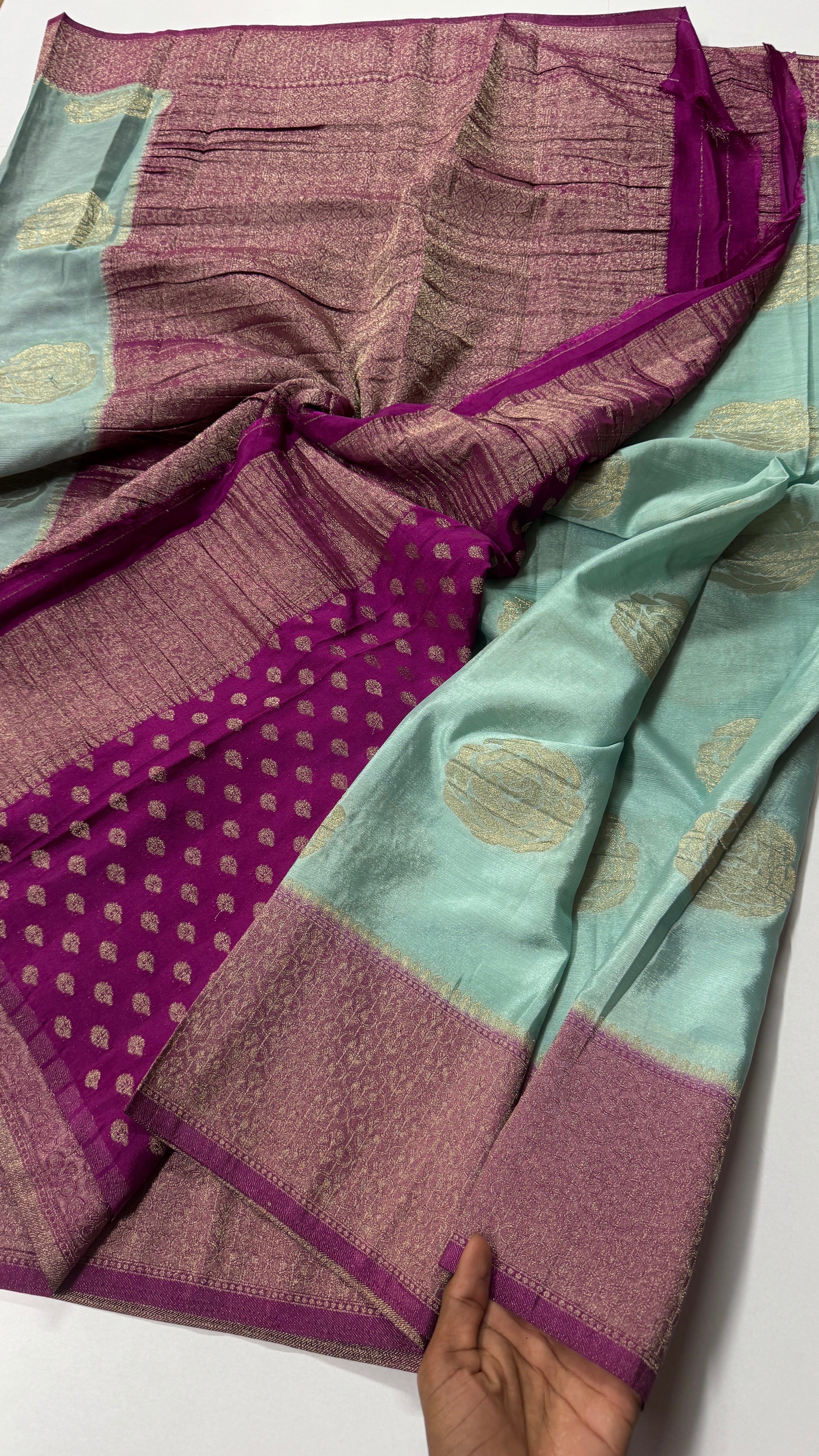 Georgette Crepe Rose Butta Saree-VARAHI088