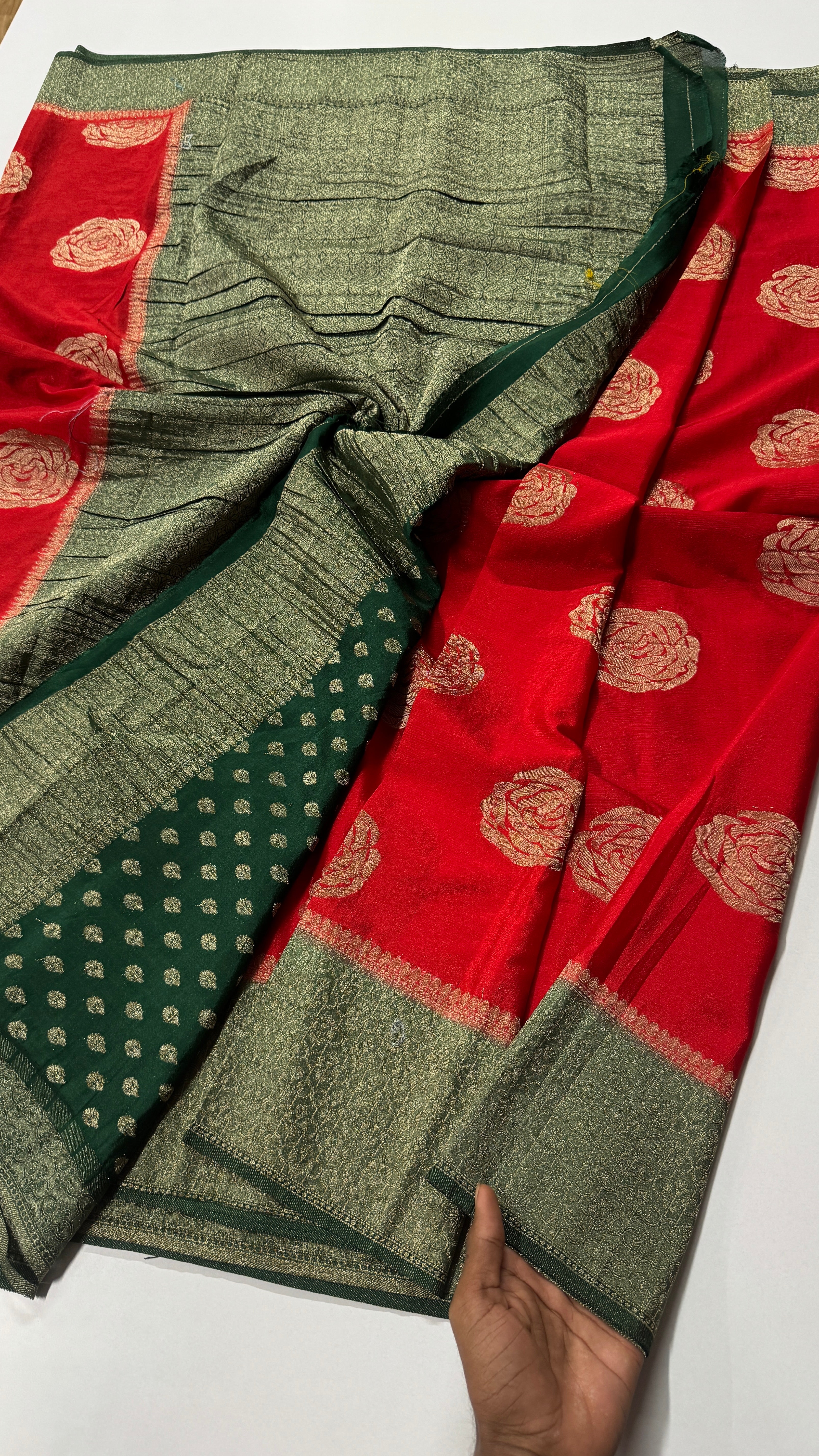 Georgette Crepe Rose Butta Saree-VARAHI088