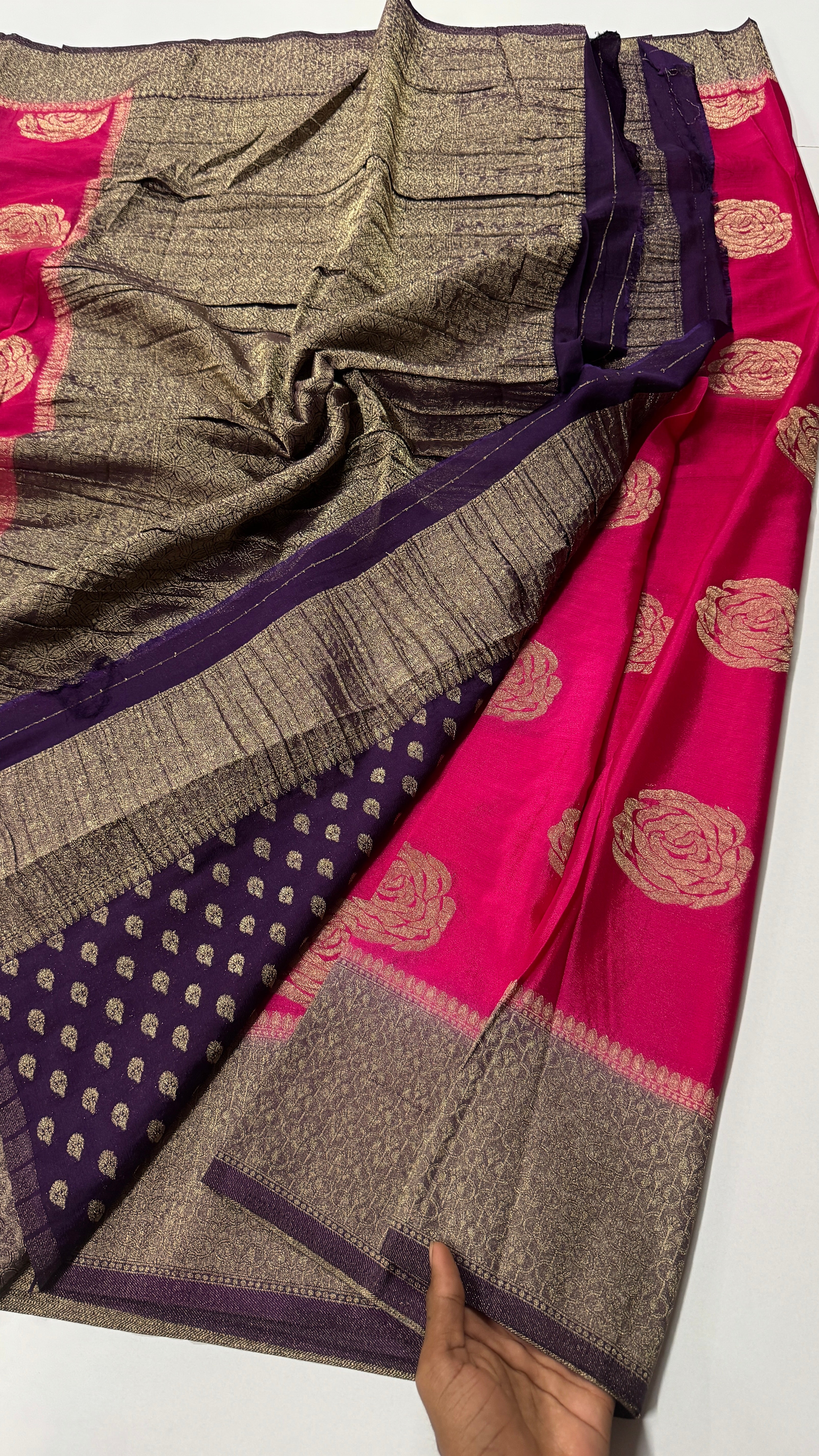 Georgette Crepe Rose Butta Saree-VARAHI088