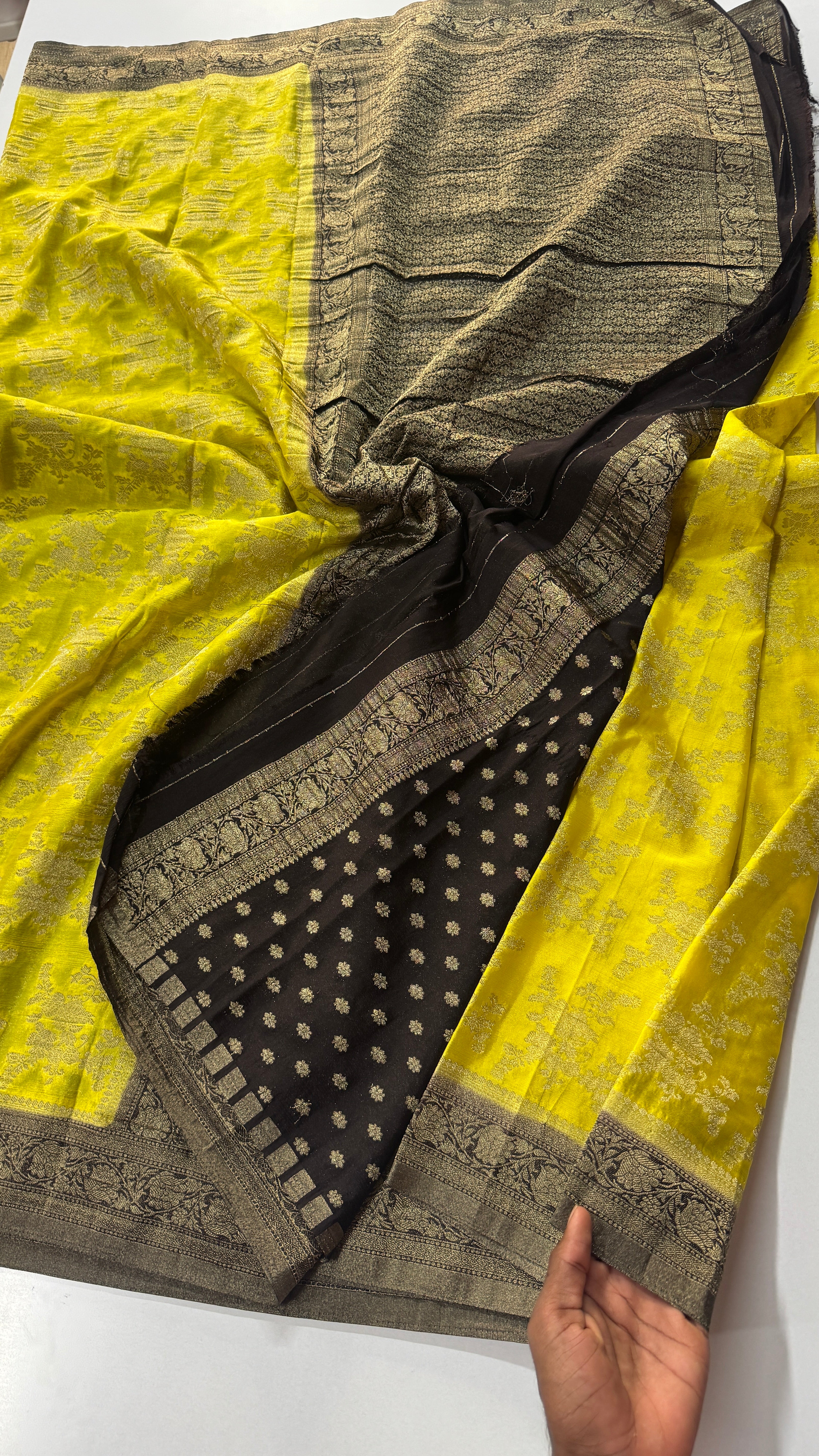 Georgette Crepe Jaal Saree-VARAHI086