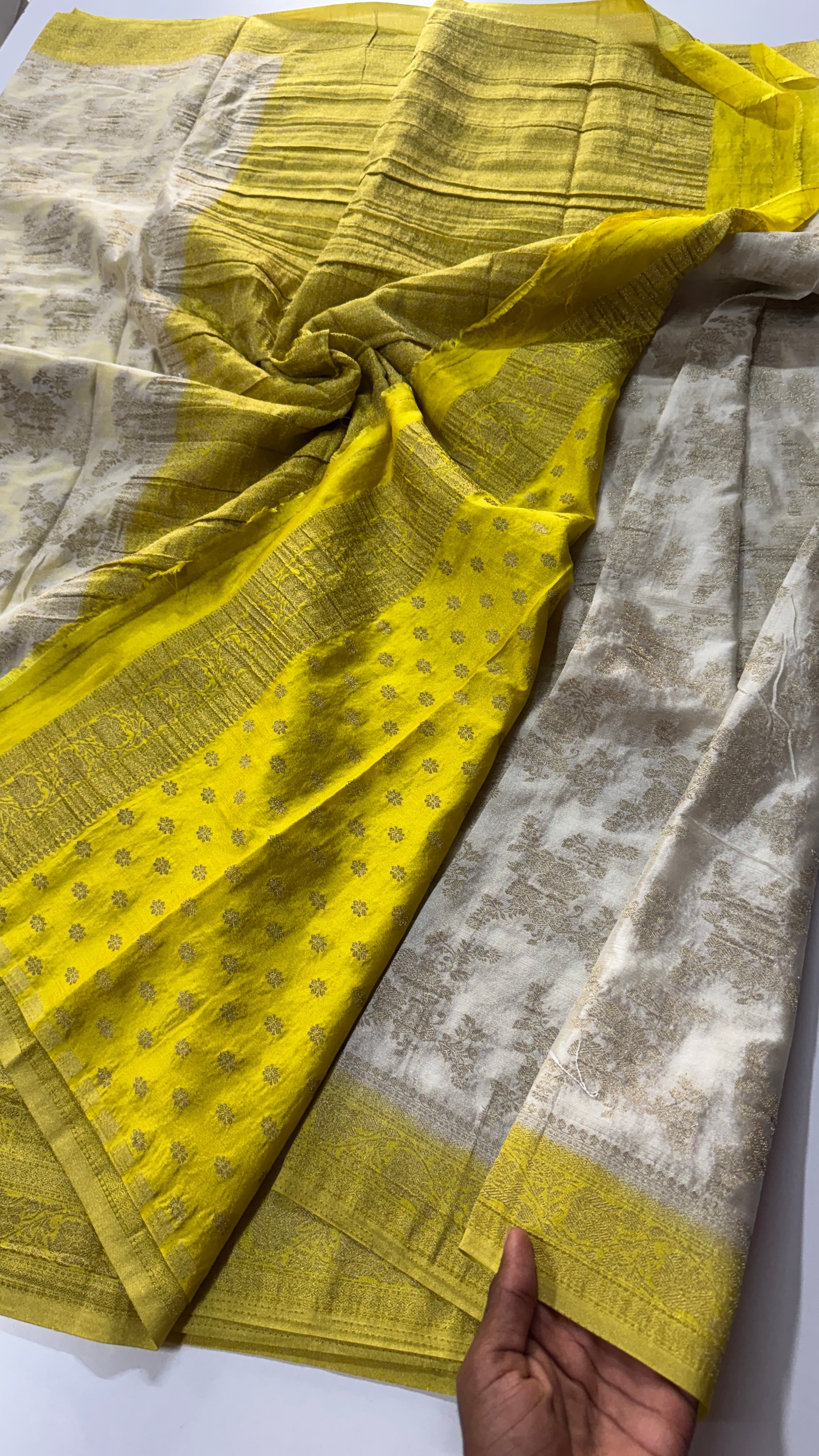 Georgette Crepe Jaal Saree-VARAHI086