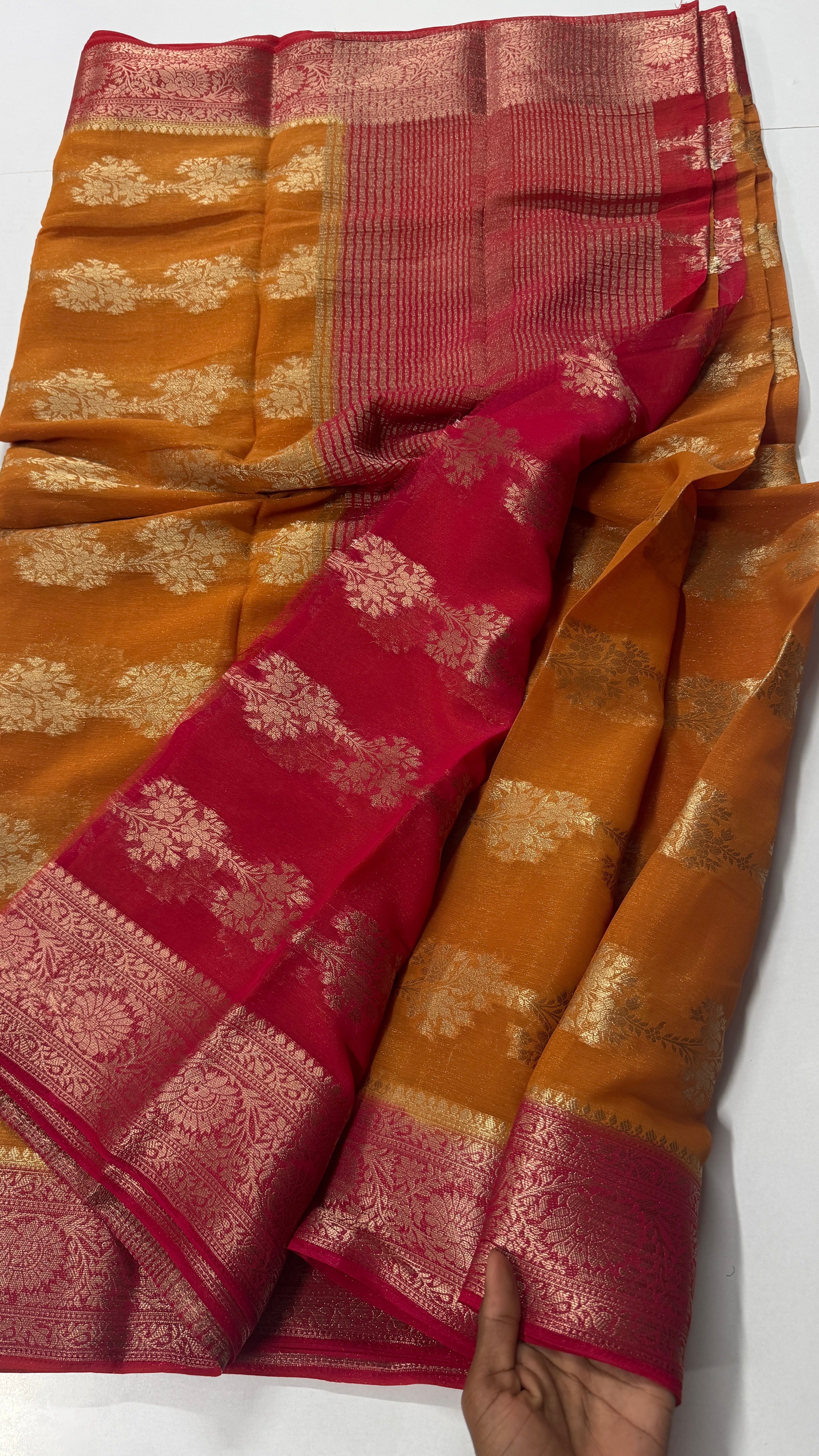 Simple Yet Elegant Georgette Saree-VARAHI109