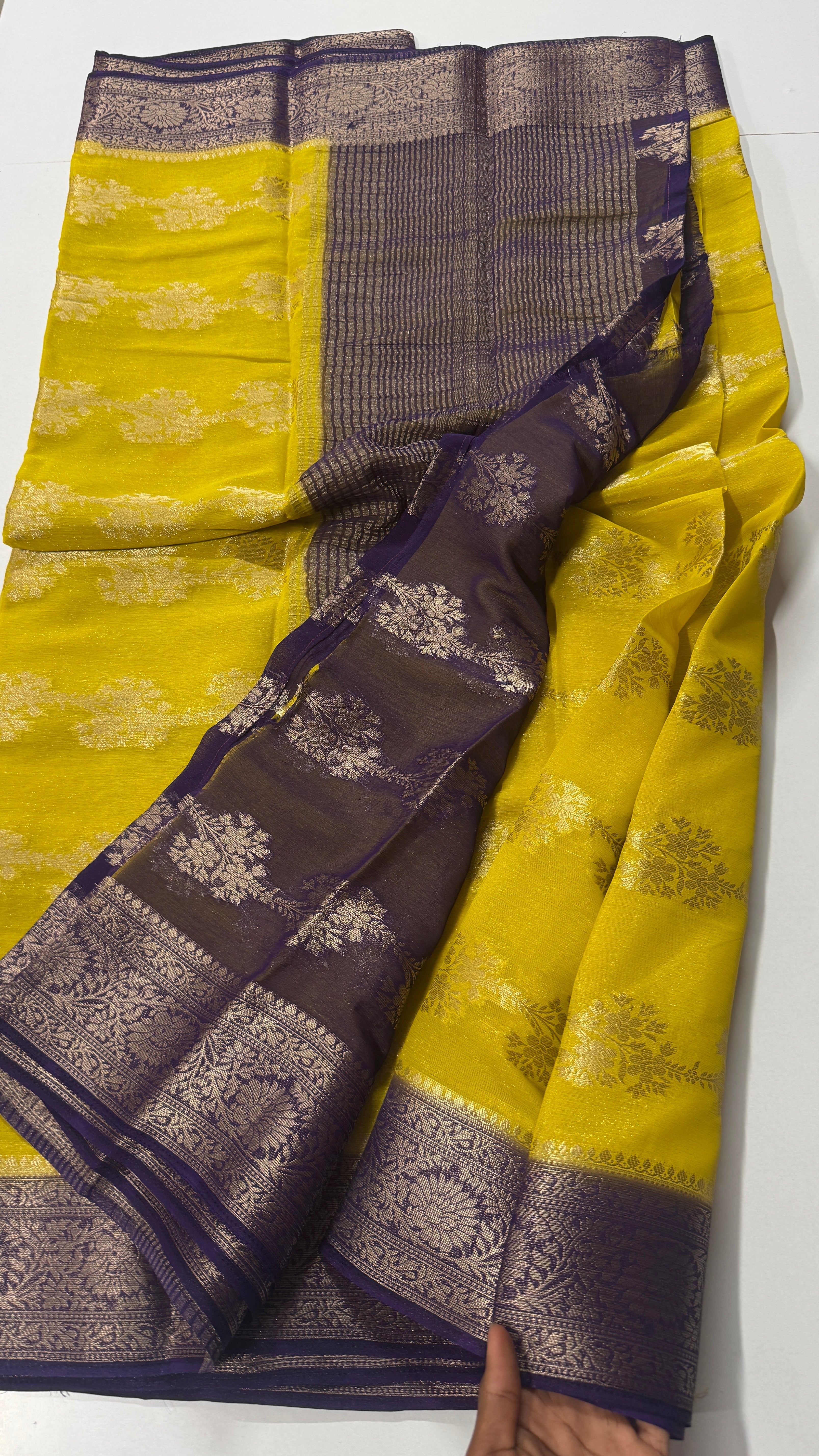 Simple Yet Elegant Georgette Saree-VARAHI109