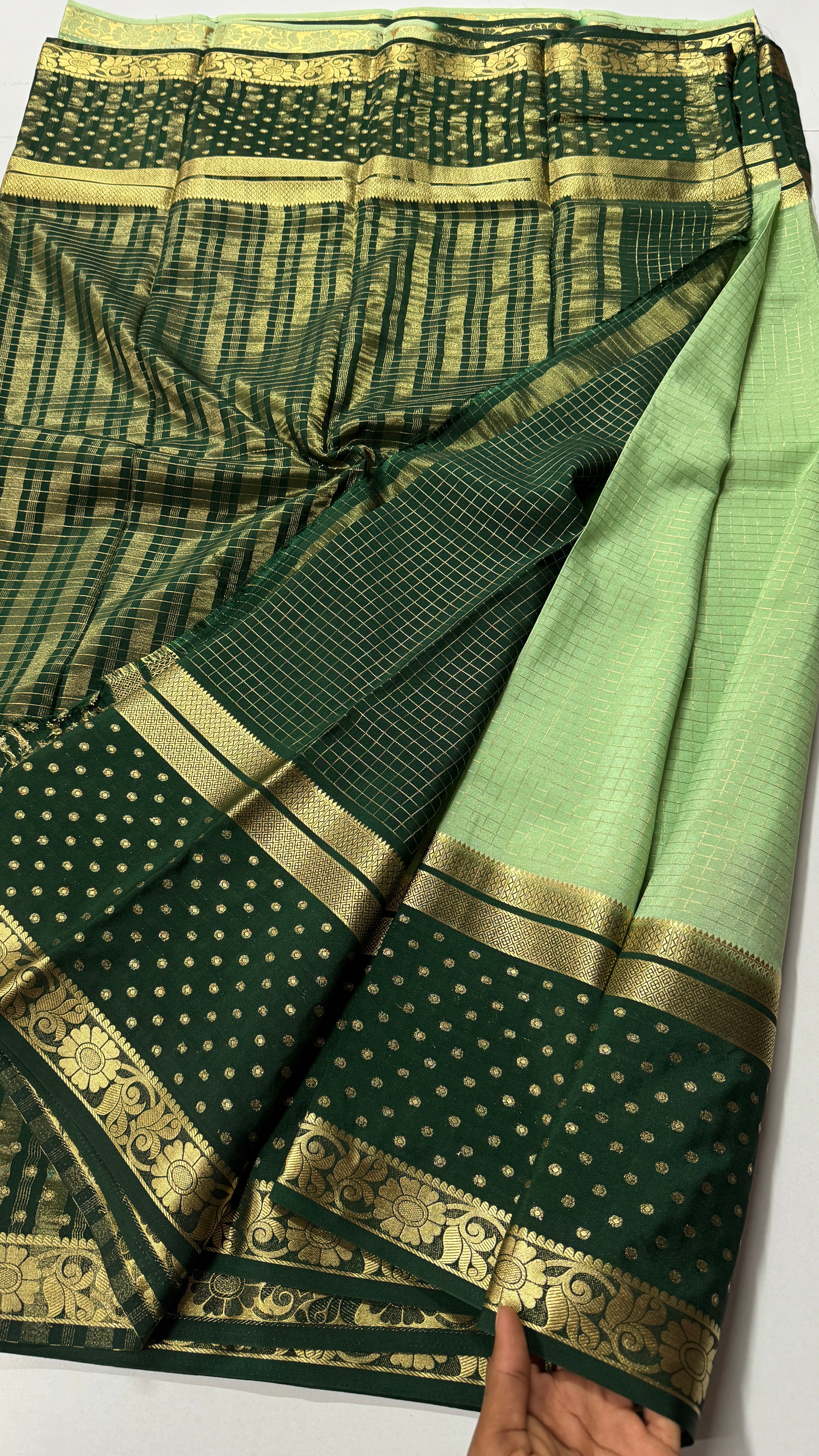 Premium Quality Semi Mysore Crepe Silks-VARAHI112