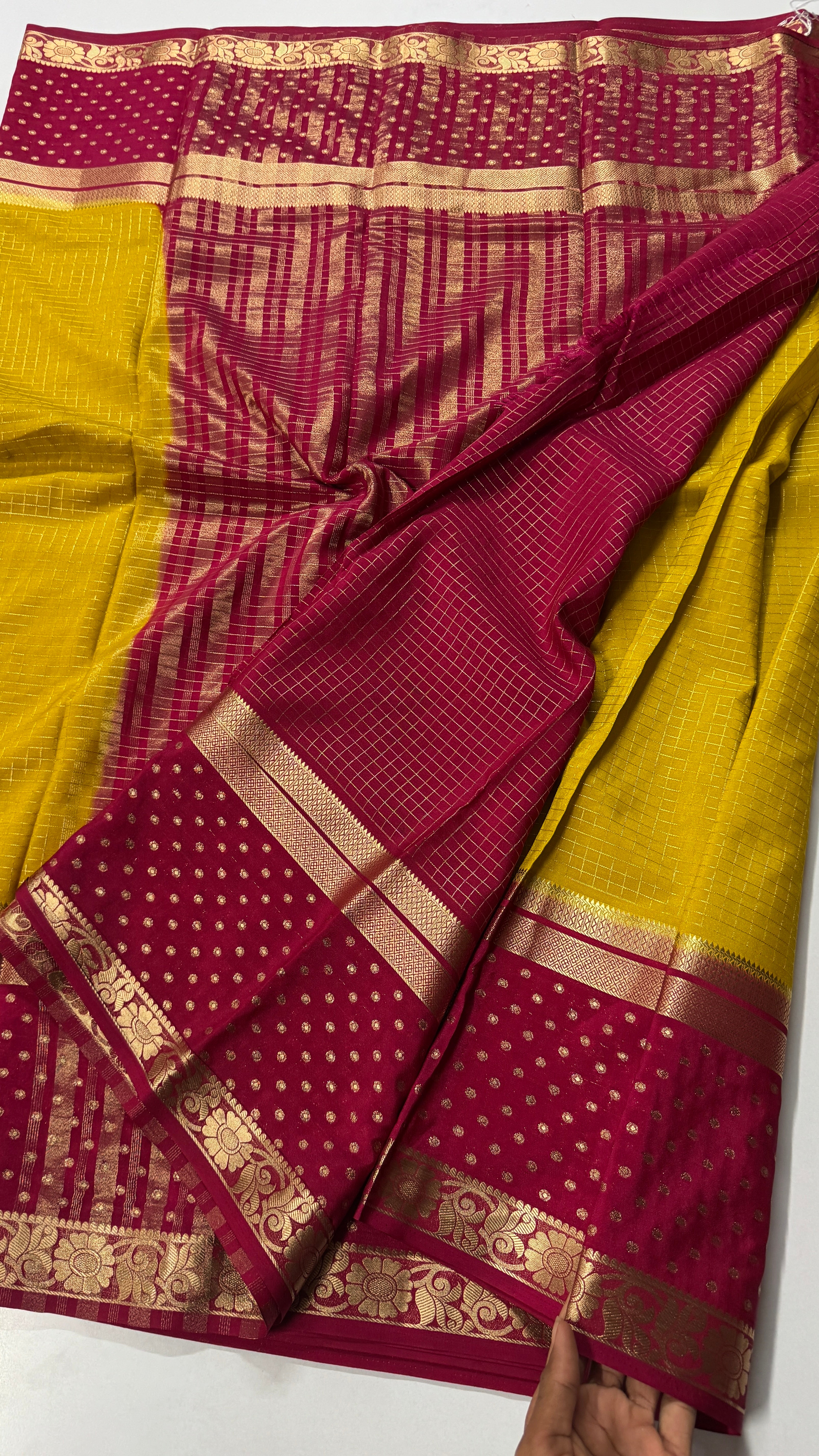 Premium Quality Semi Mysore Crepe Silks-VARAHI112
