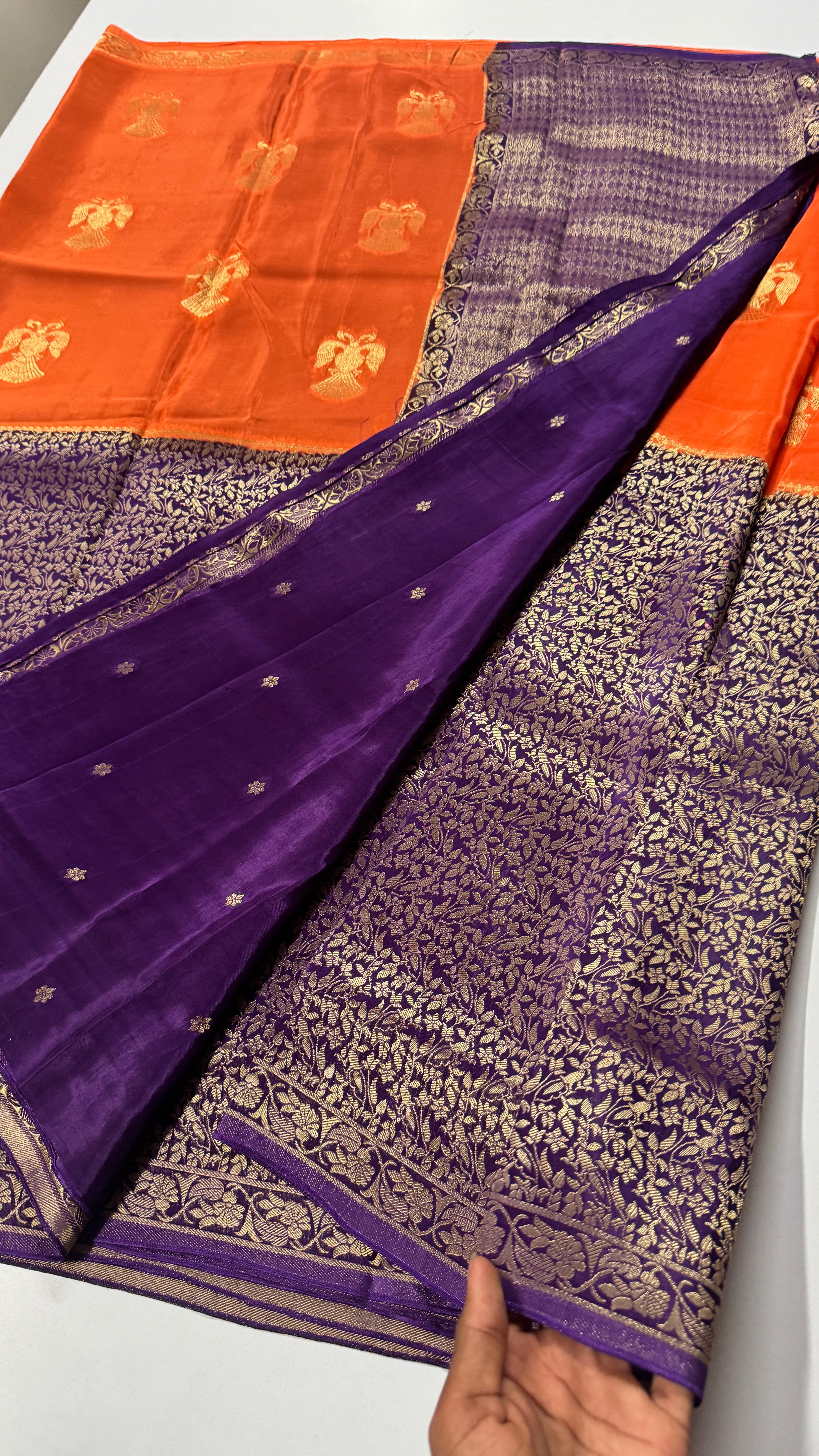 Pure Viscose Ganda Berunda & Jaal Pattern Half N Half Saree - VARAHI113