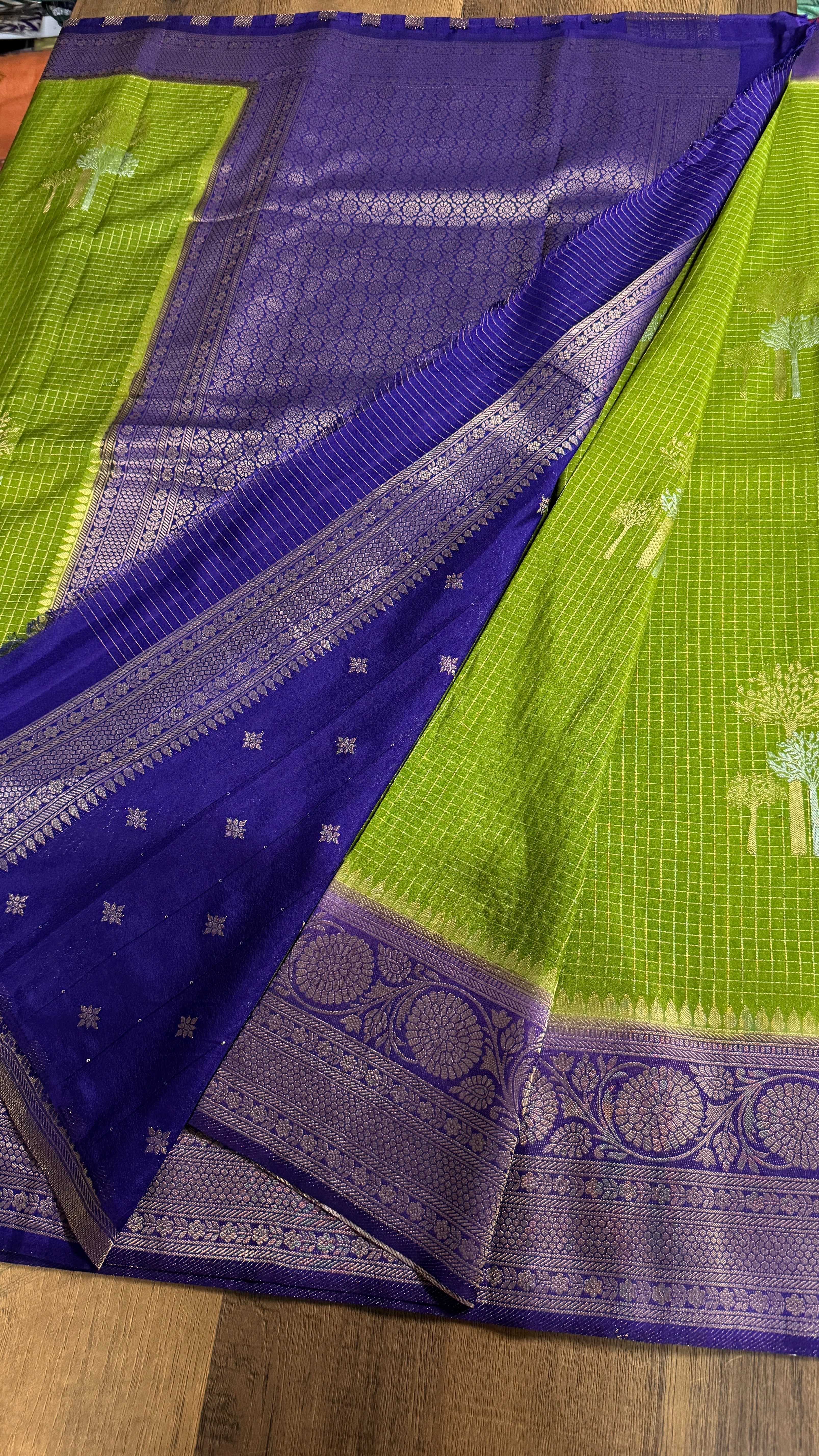 Georgette Crepe Silk Saree in Chex
