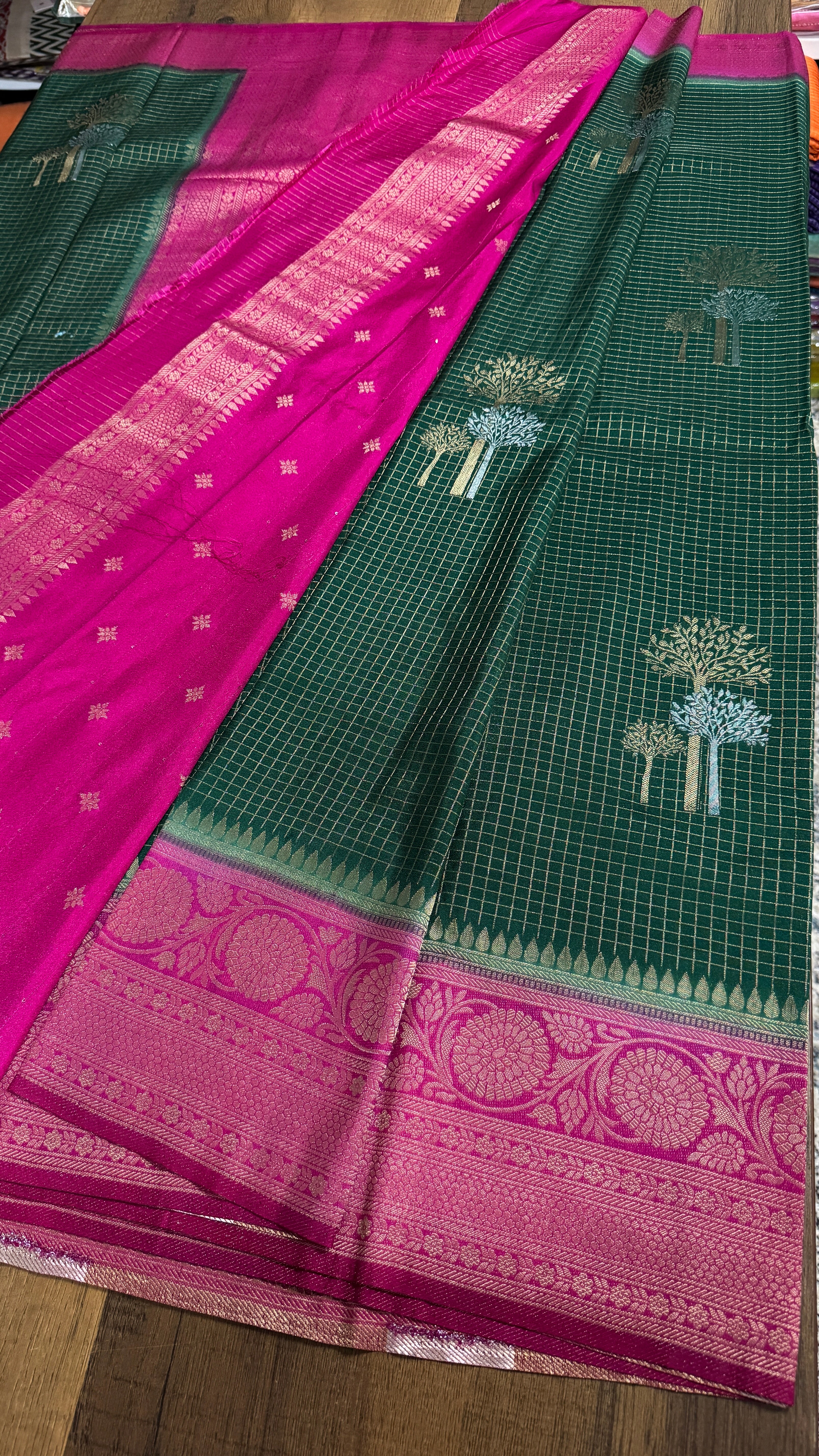 Georgette Crepe Silk Saree in Chex