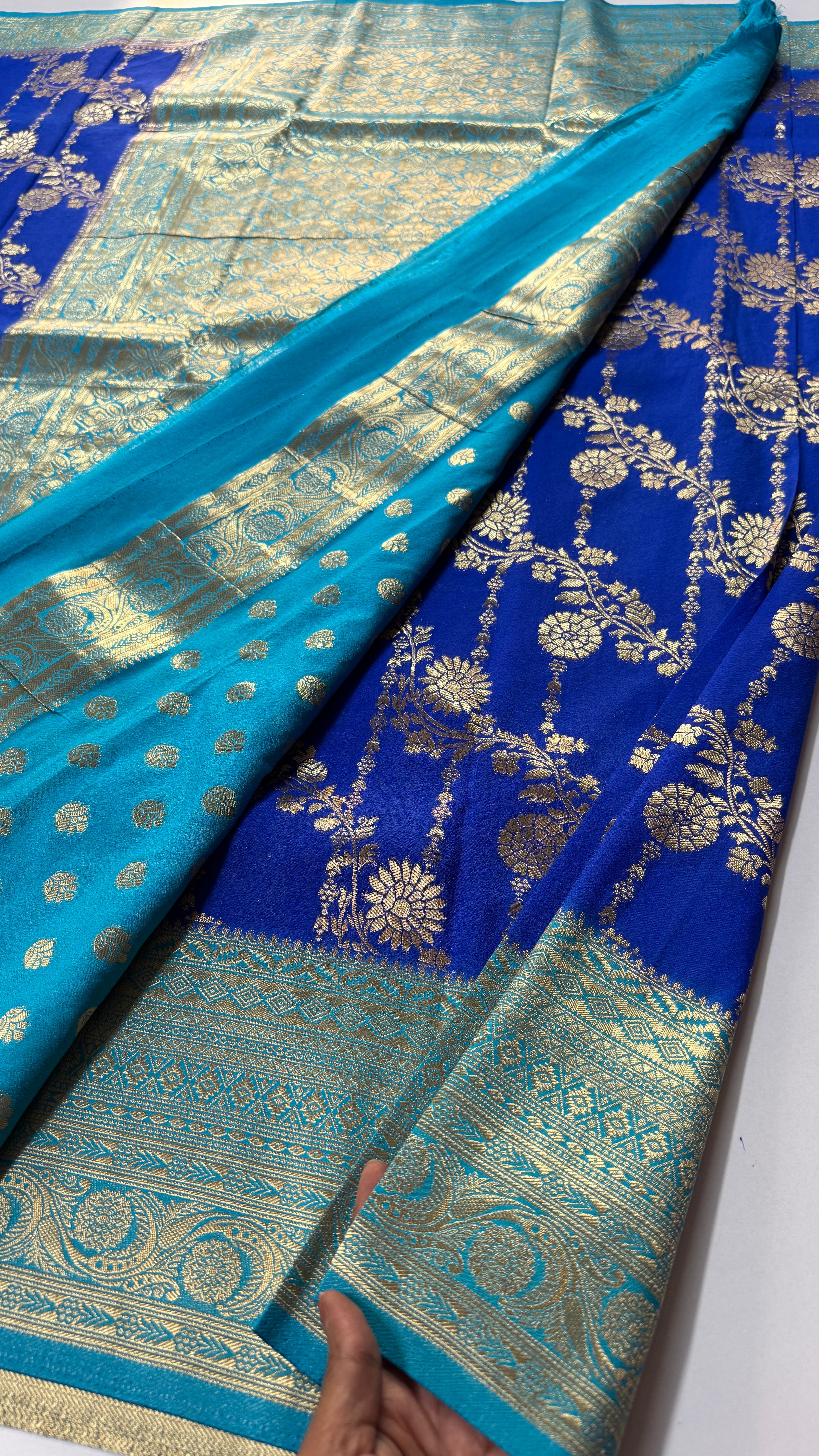 Jaal Georgette Saree with Butta Blouse- VARAHI018