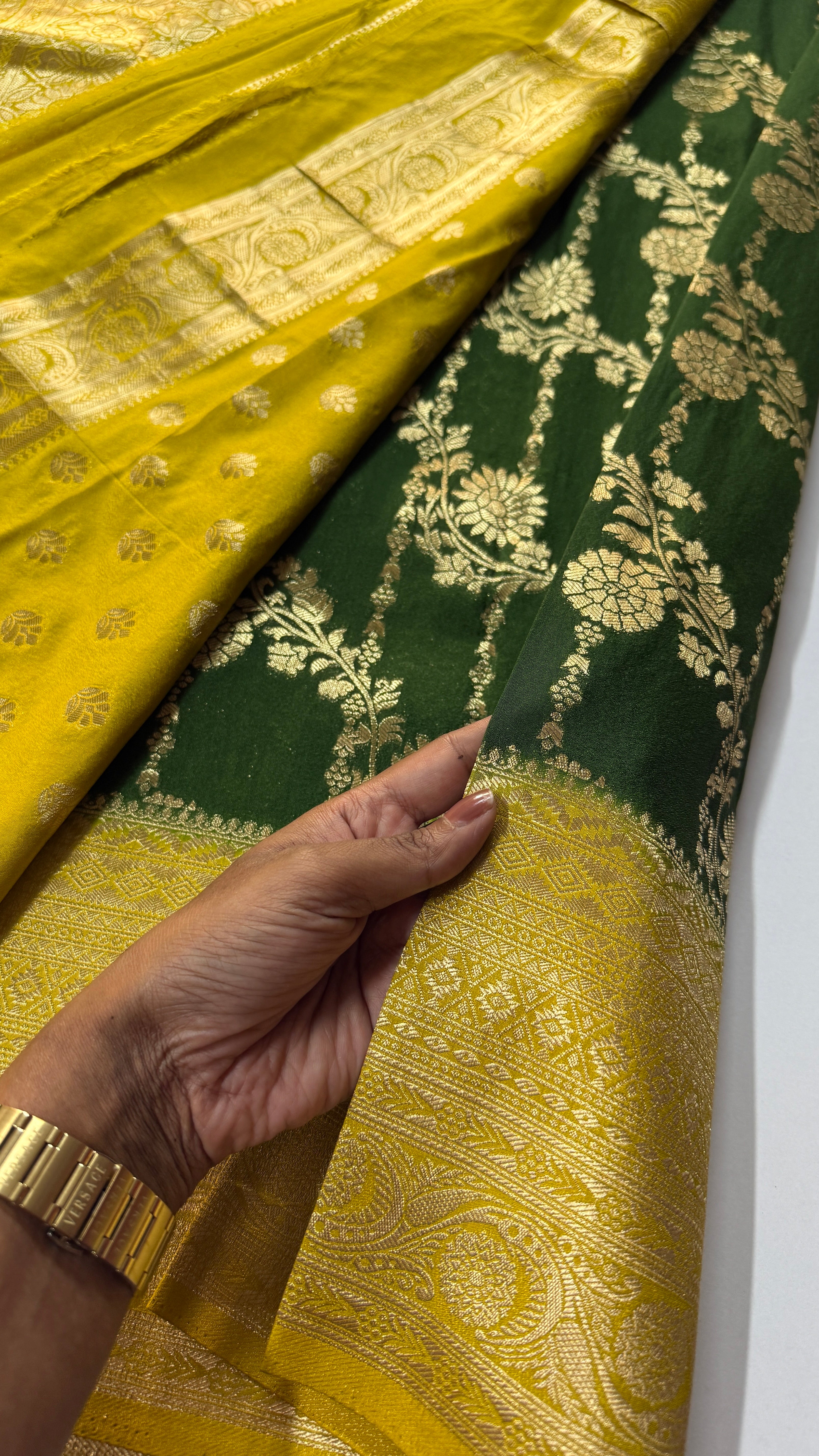 Jaal Georgette Saree with Butta Blouse- VARAHI018