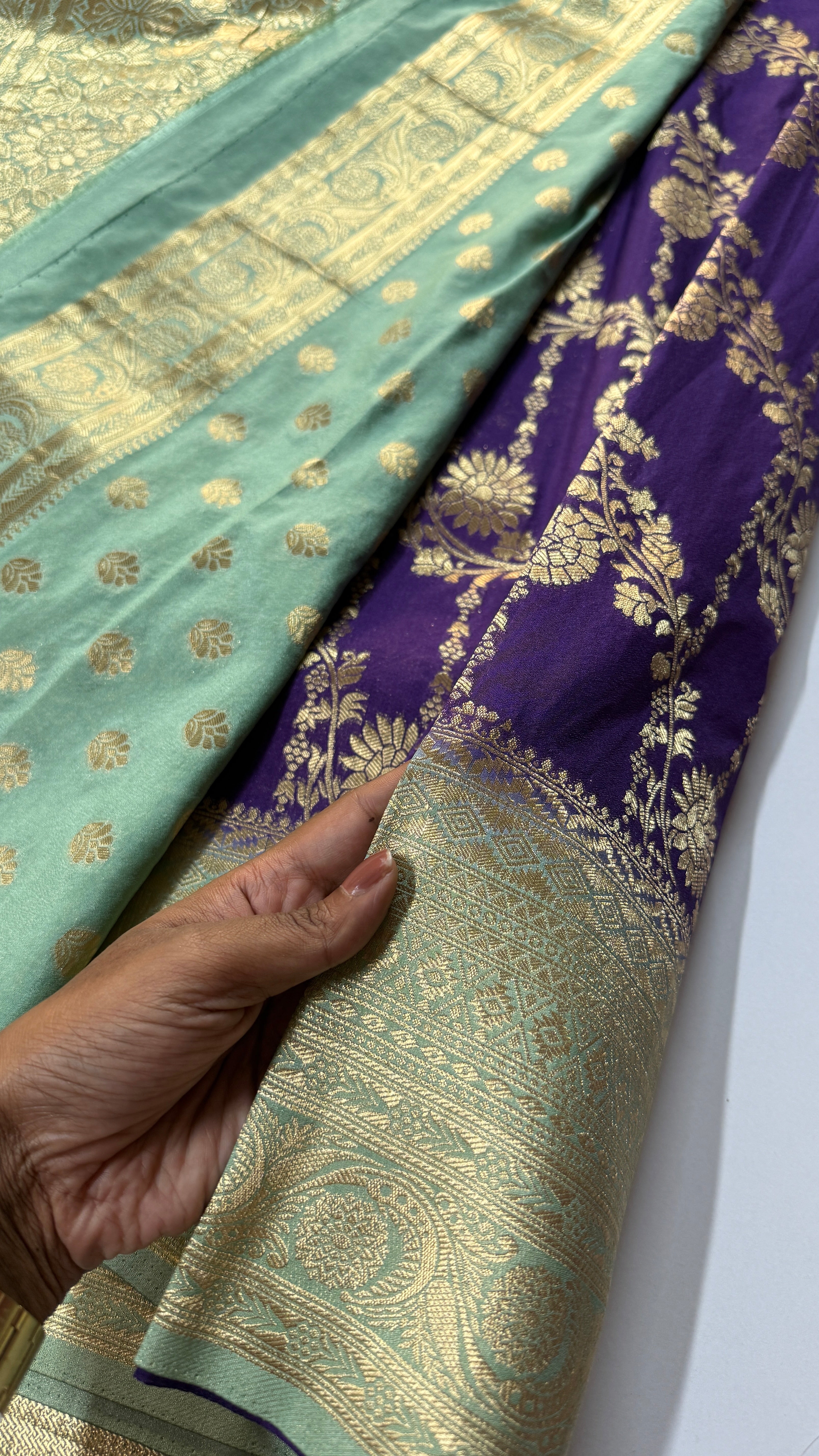 Jaal Georgette Saree with Butta Blouse- VARAHI018