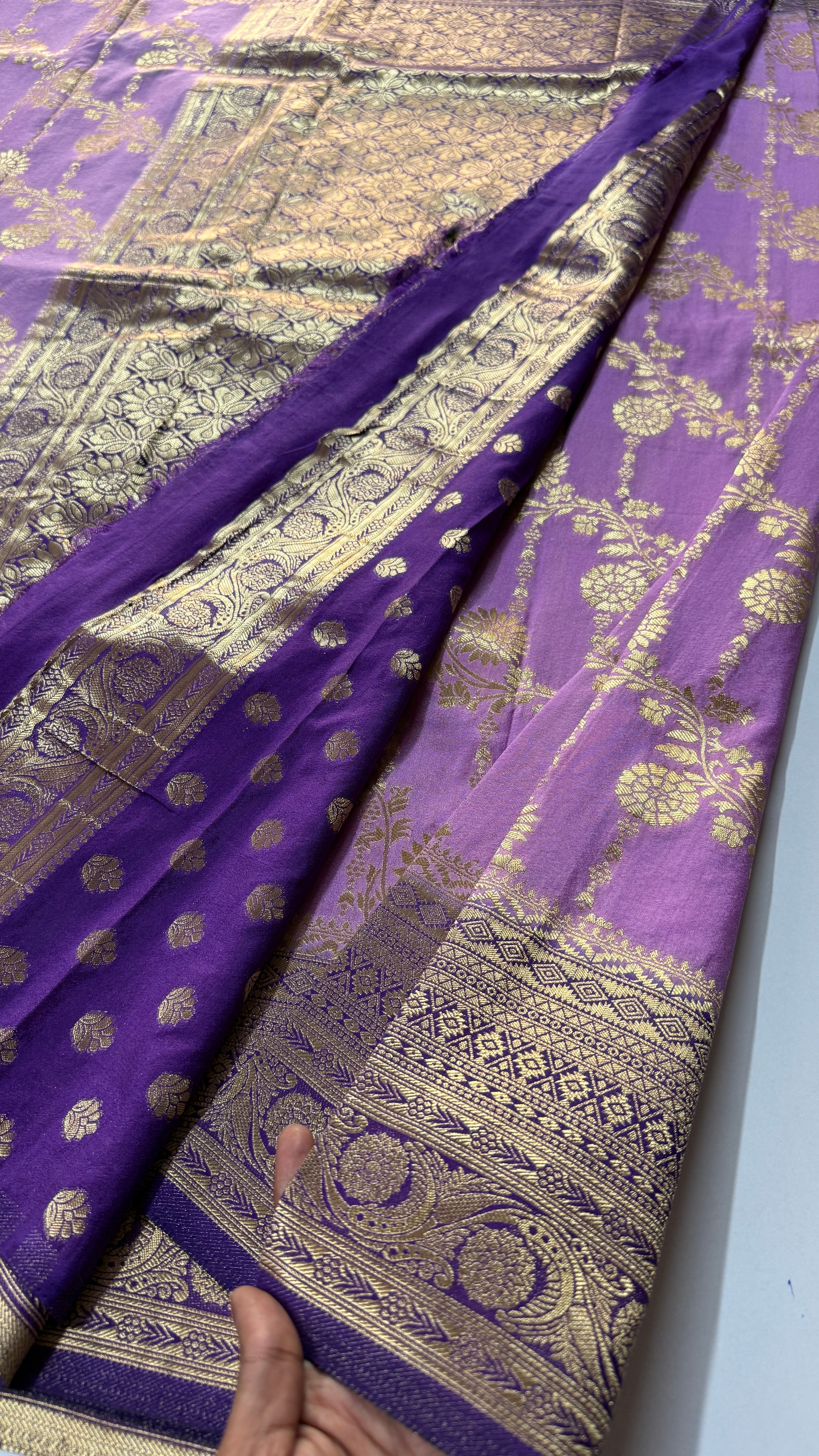 Jaal Georgette Saree with Butta Blouse- VARAHI018