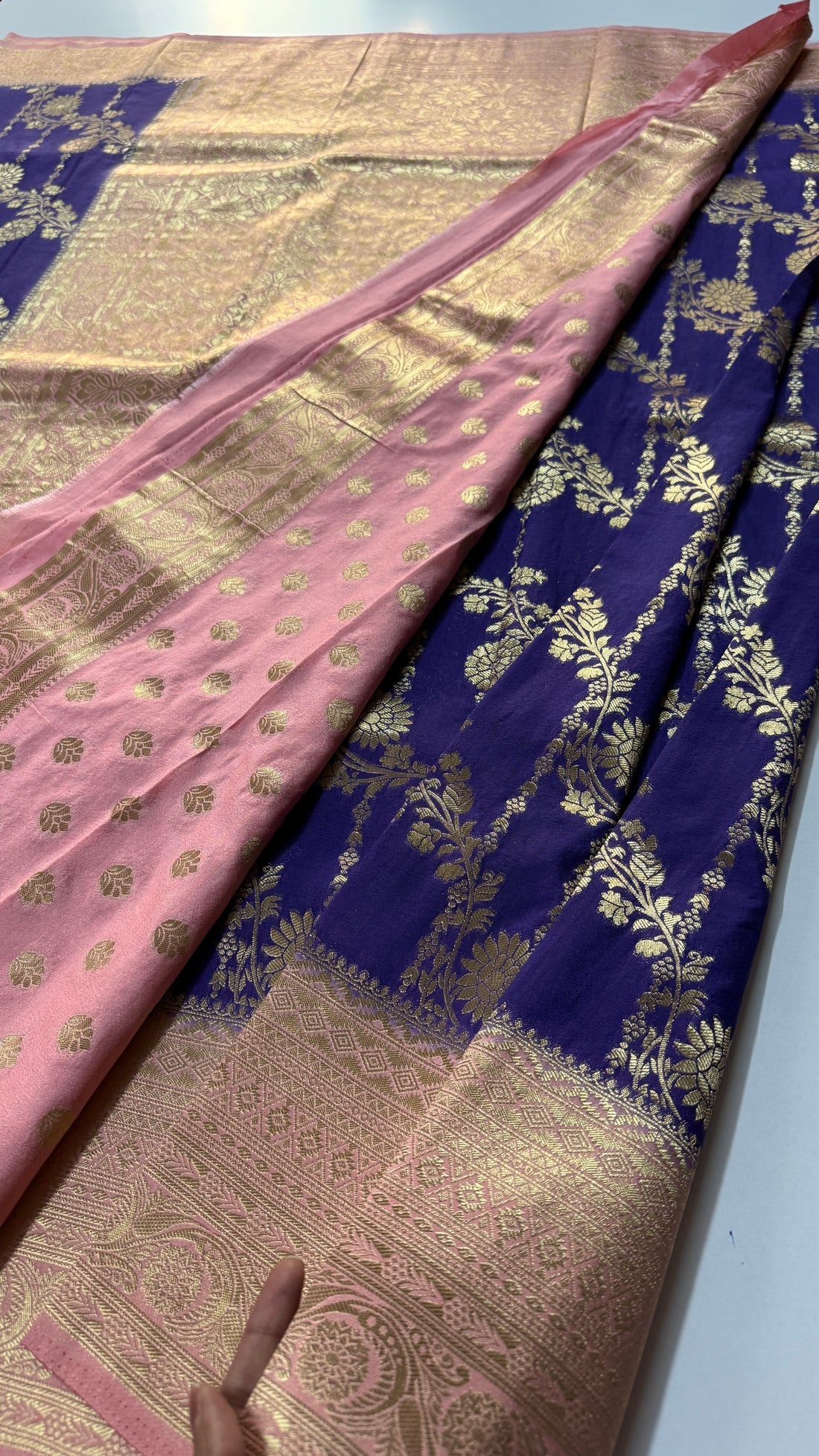 Jaal Georgette Saree with Butta Blouse- VARAHI018