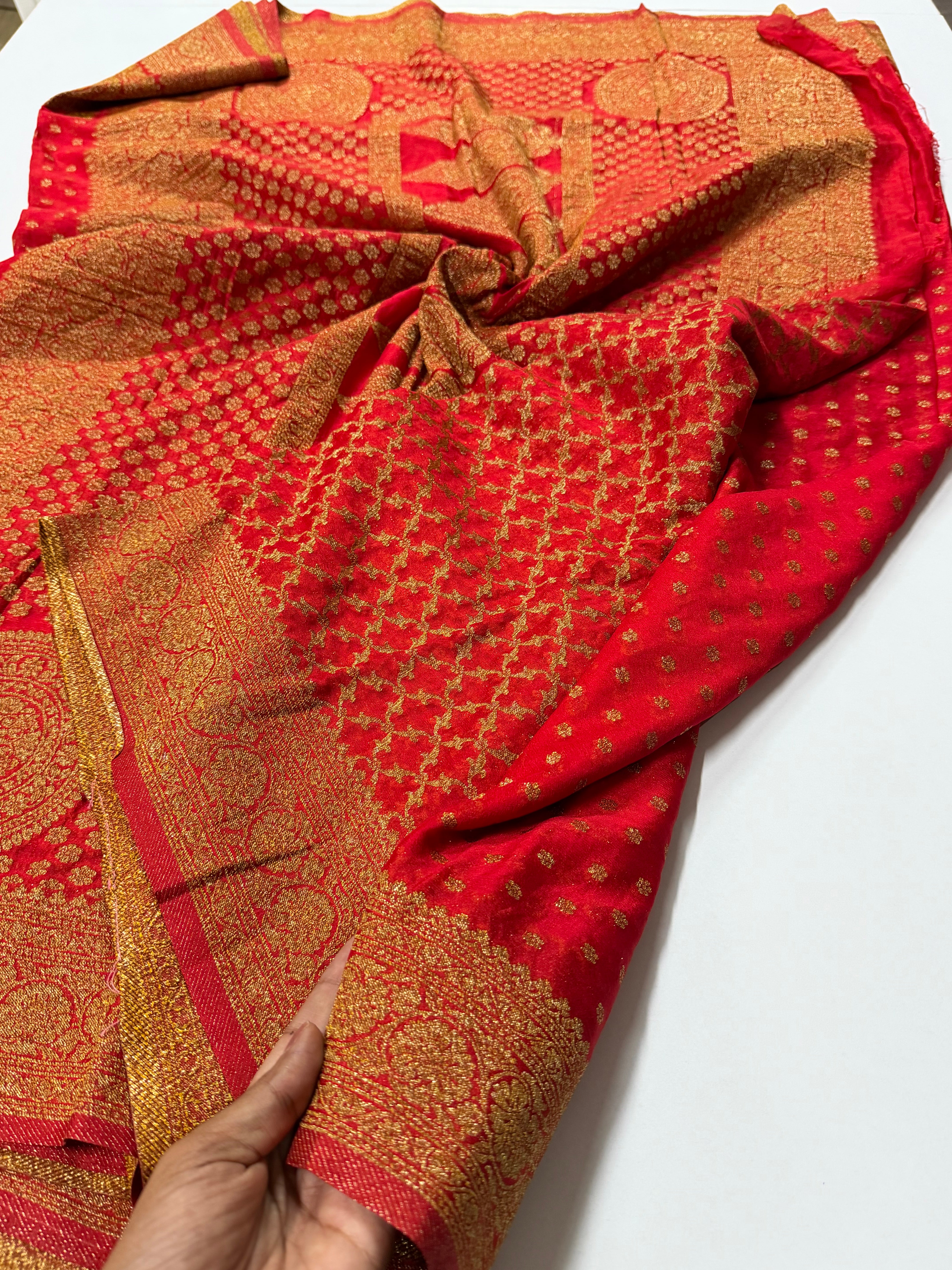 Red Star Butta Khadi Georgette Saree- VARAHI016