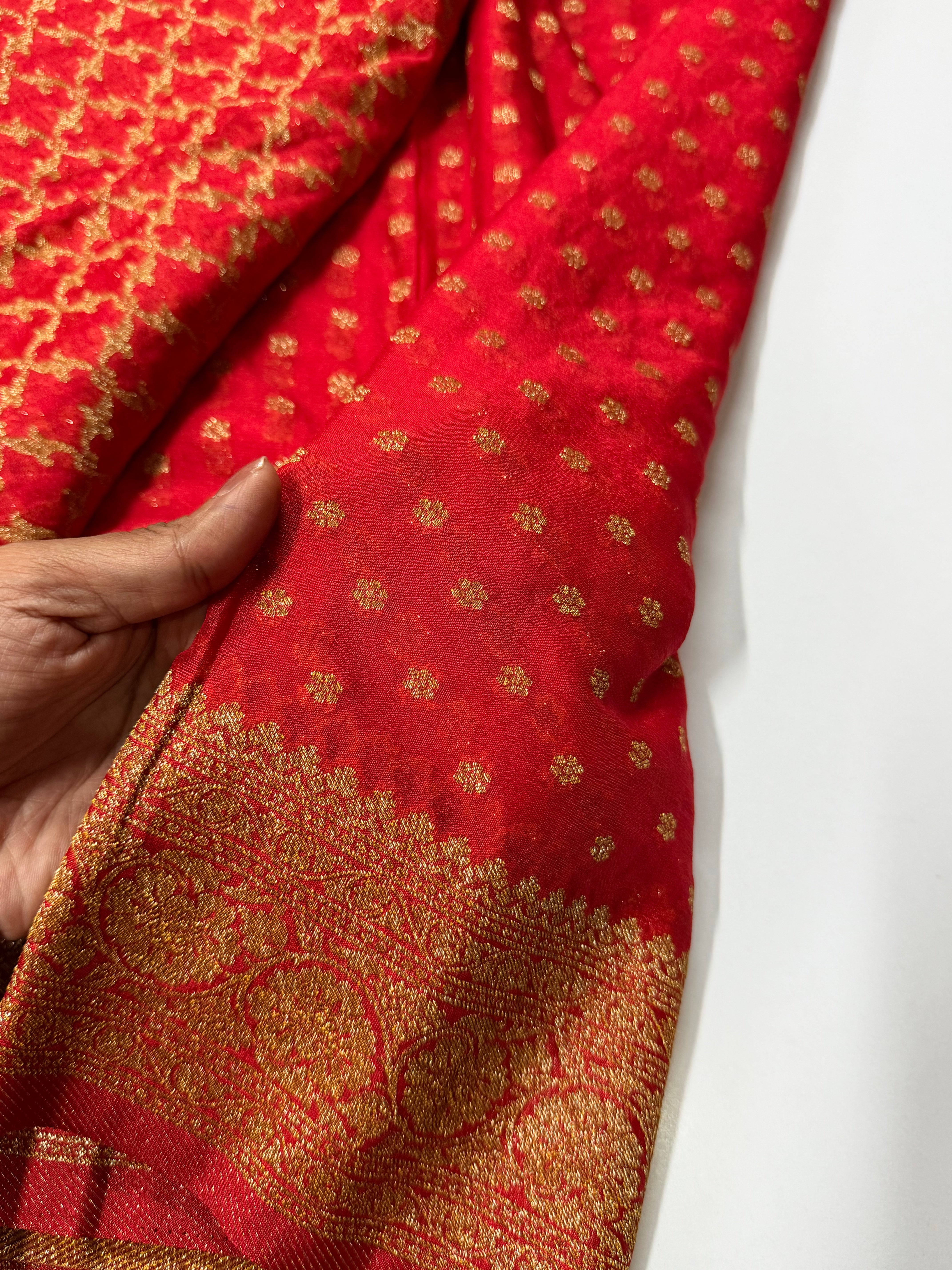 Red Star Butta Khadi Georgette Saree- VARAHI016
