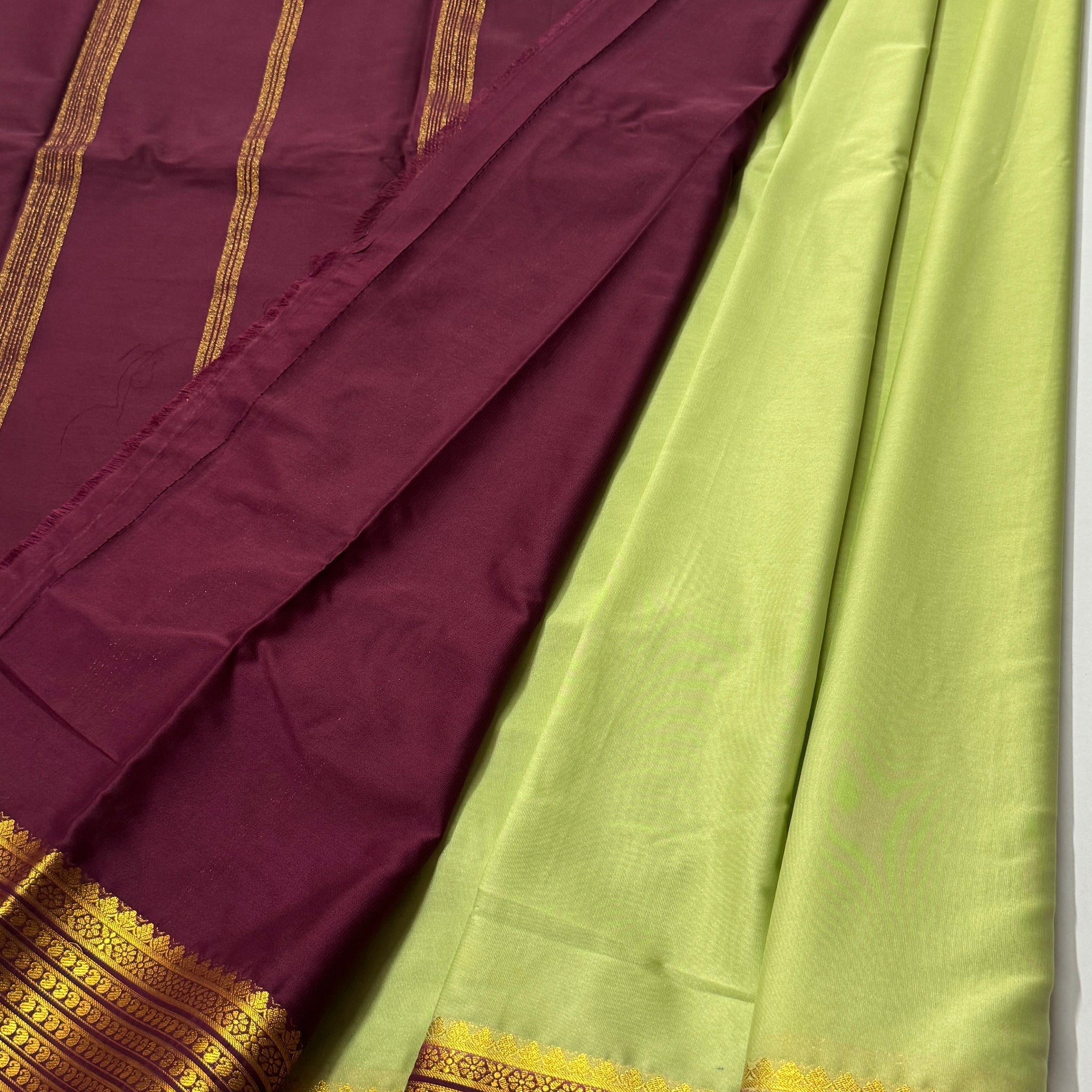 Mango Border Semi Mysore Crepe Silk Saree