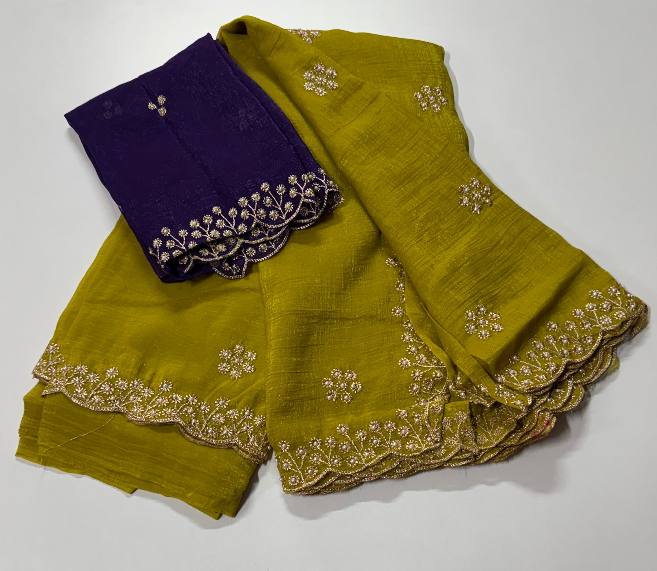 Tissue Saree- Pearl Scallop- Elegant Beauty