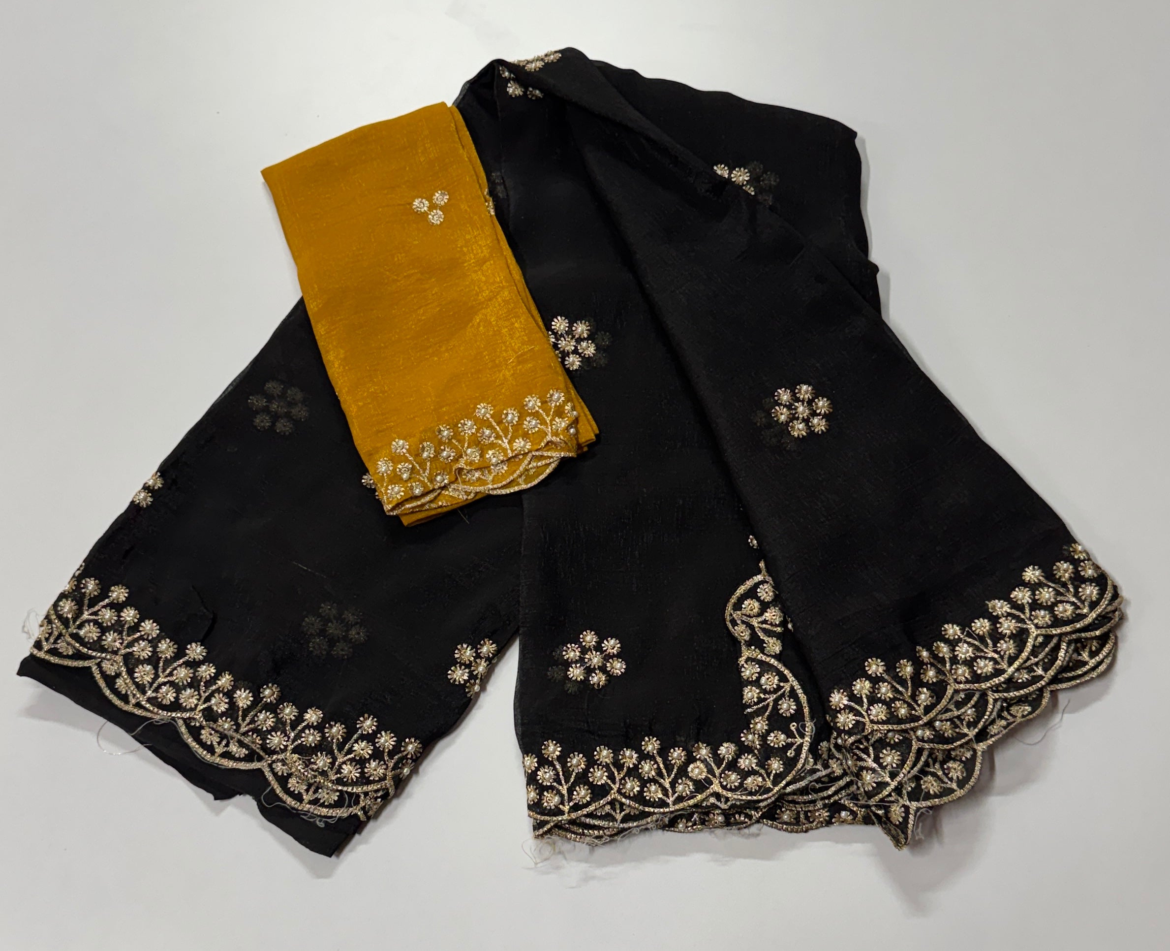Tissue Saree- Pearl Scallop- Elegant Beauty