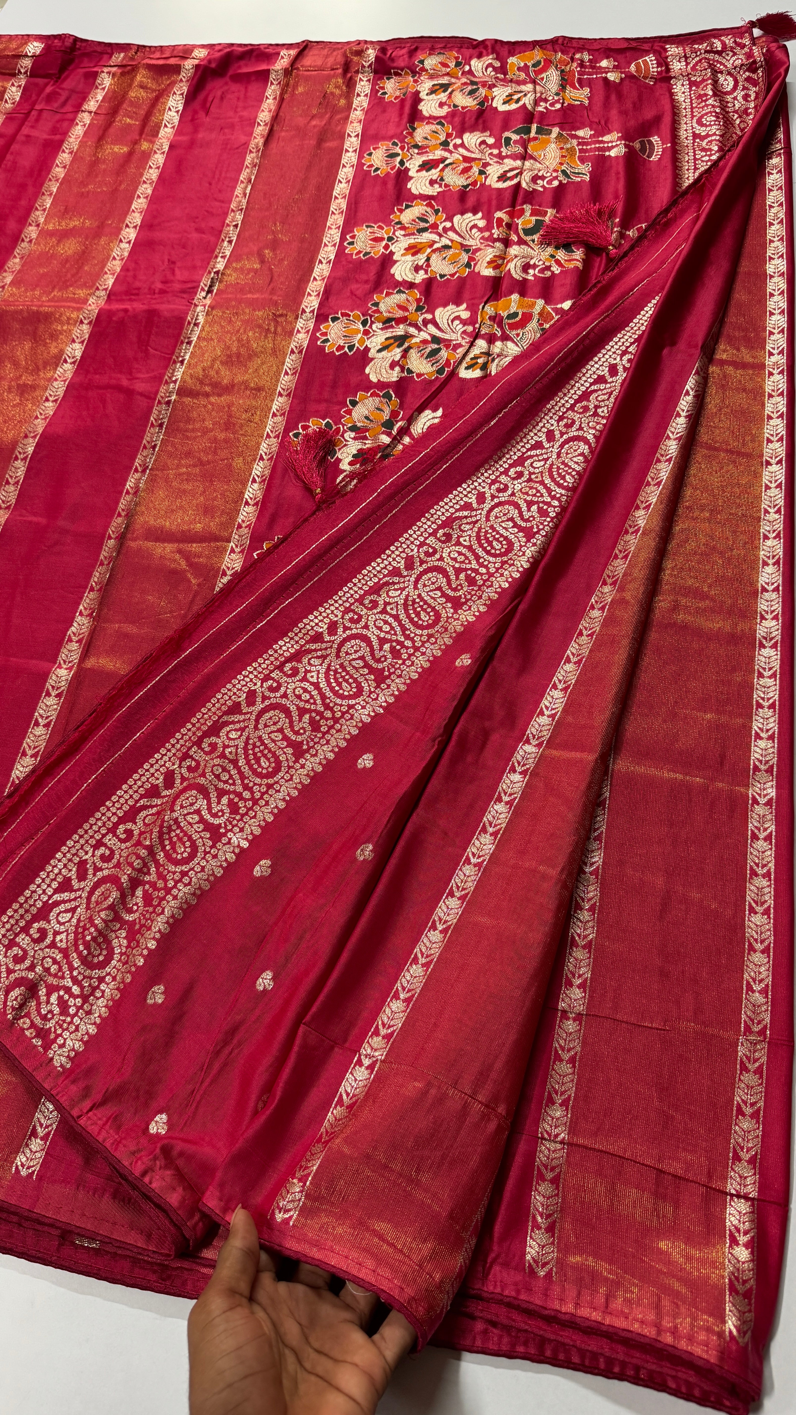 Viscose Zari Woven Saree