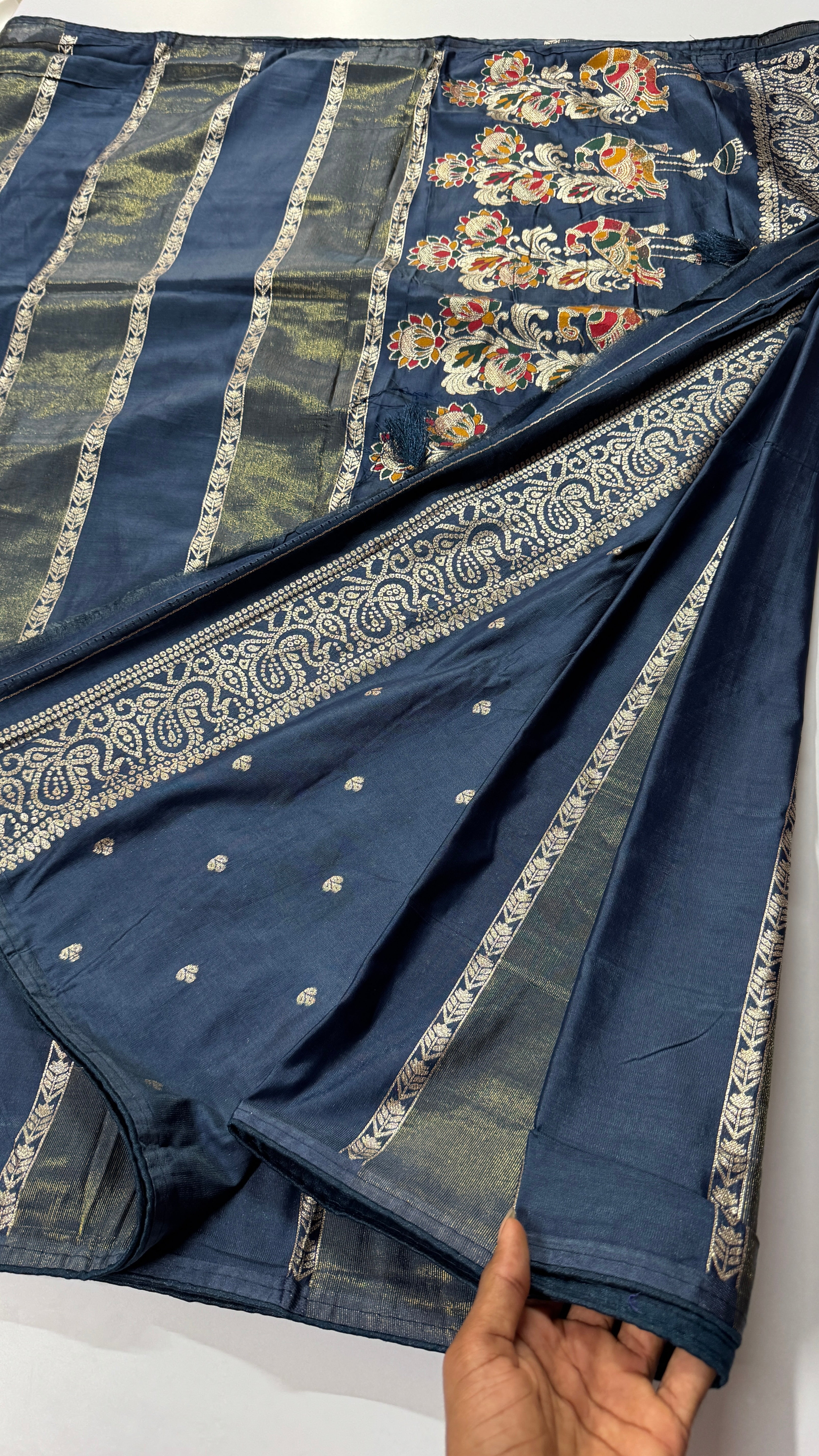 Viscose Zari Woven Saree