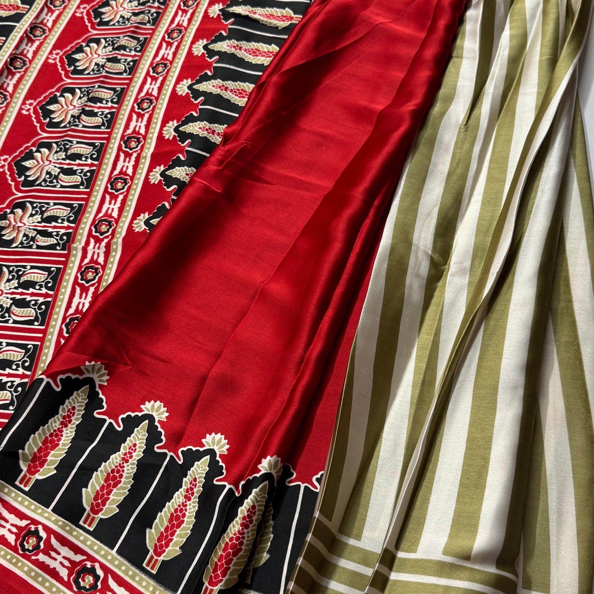 Ajrak satin saree- Vertical lines