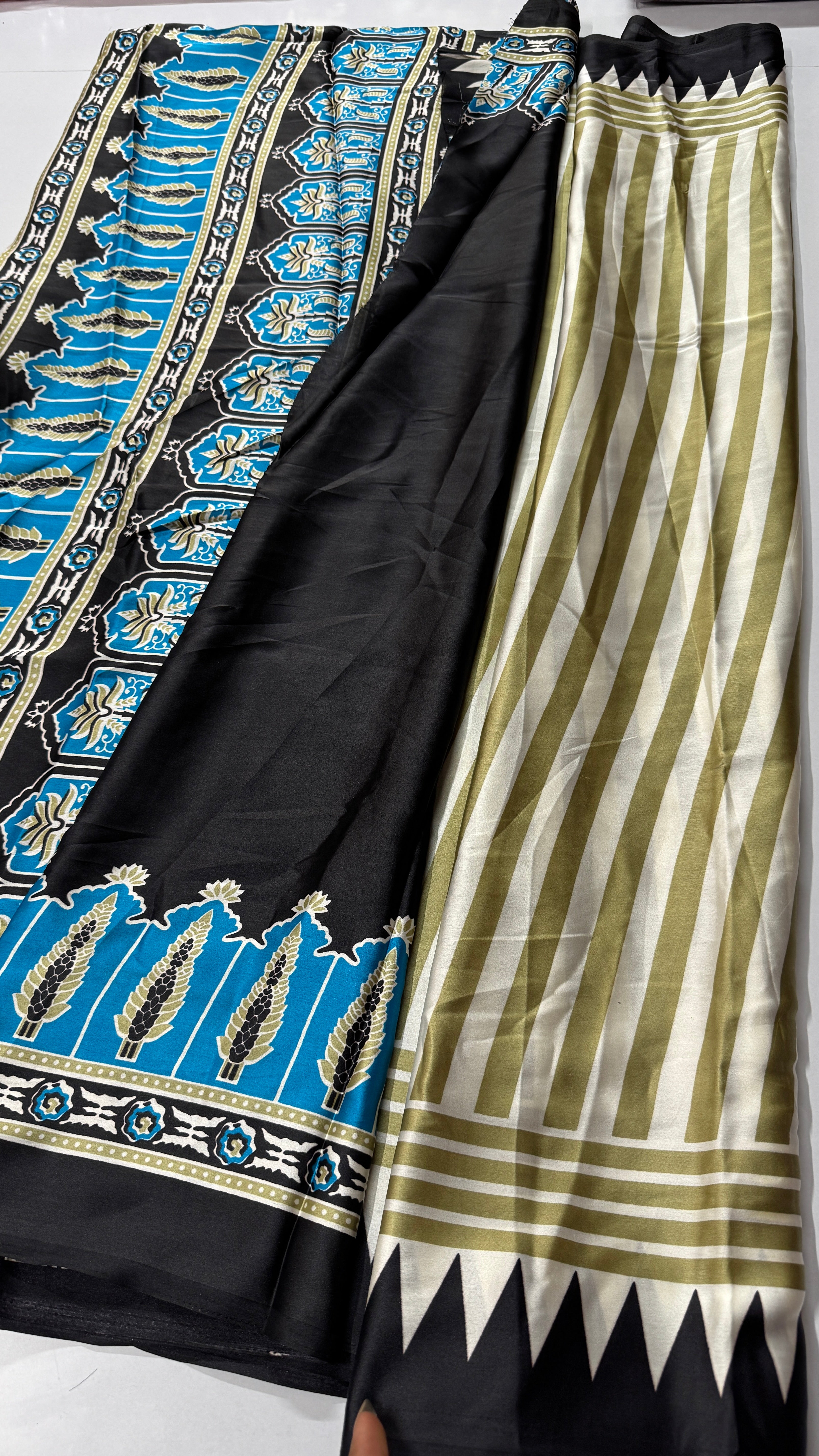 Ajrak satin saree- Vertical lines