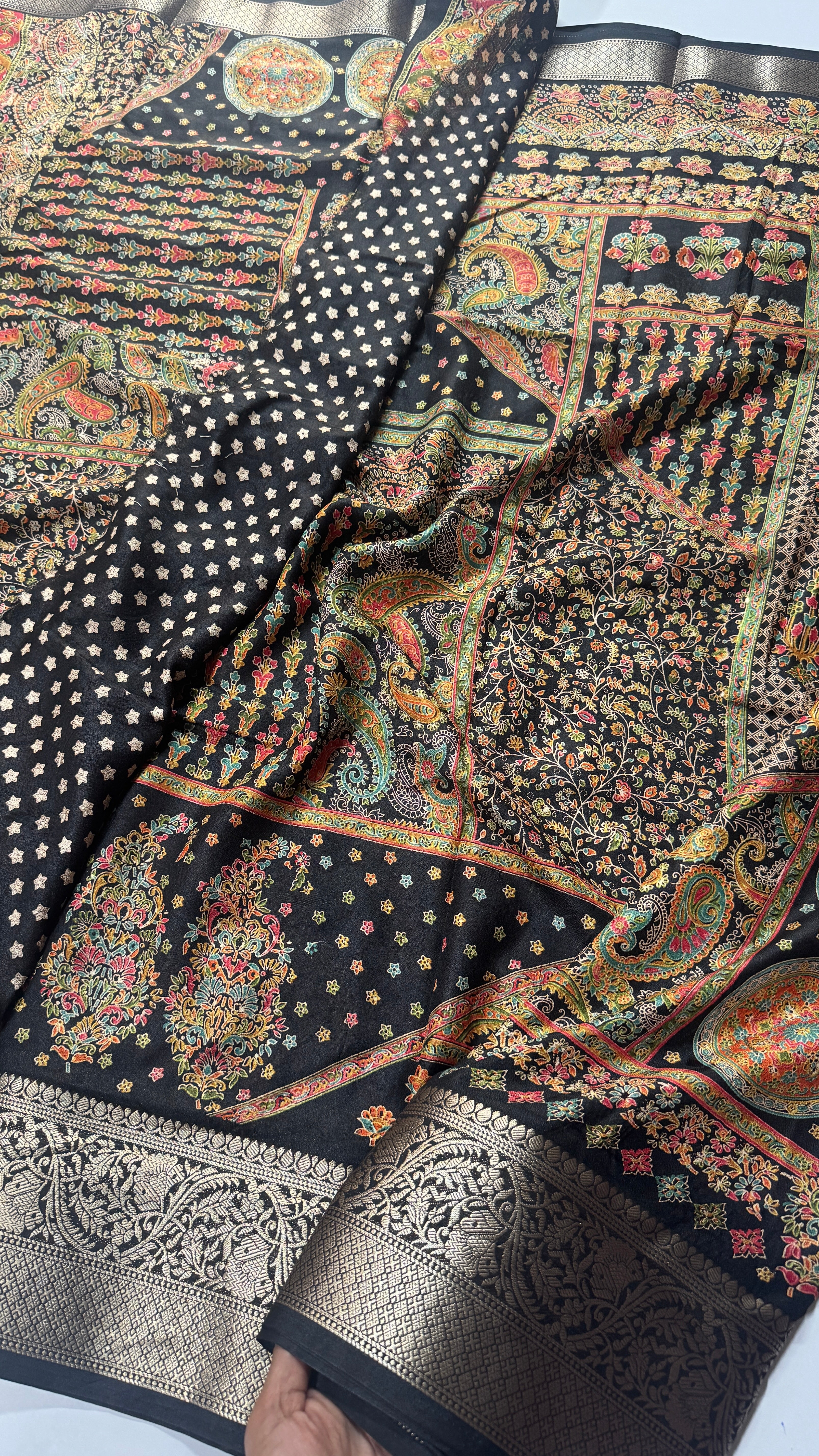 Dola Silks in Elegant Kalamkari Pattern - VARAHI023