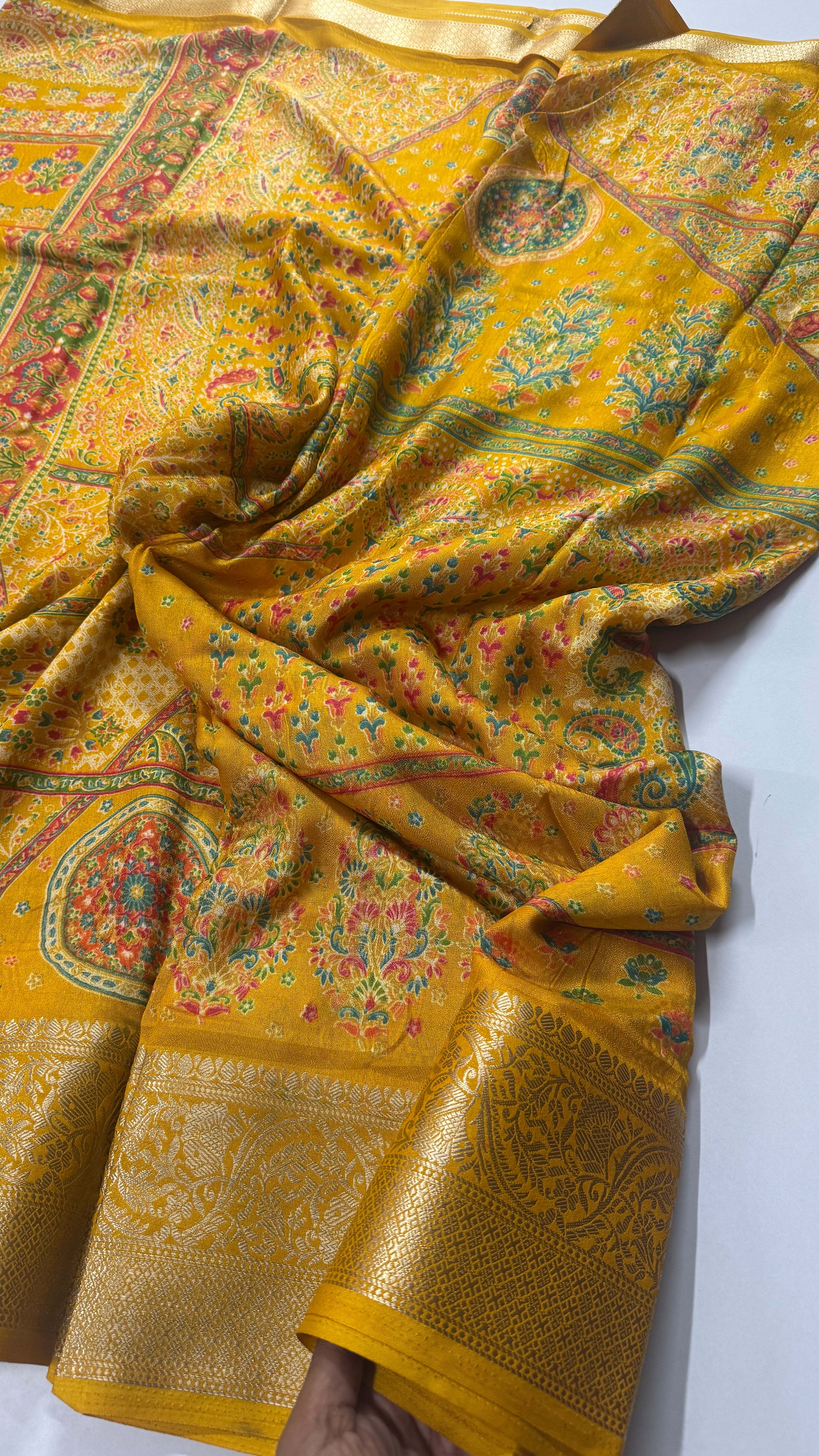 Dola Silks in Elegant Kalamkari Pattern - VARAHI023