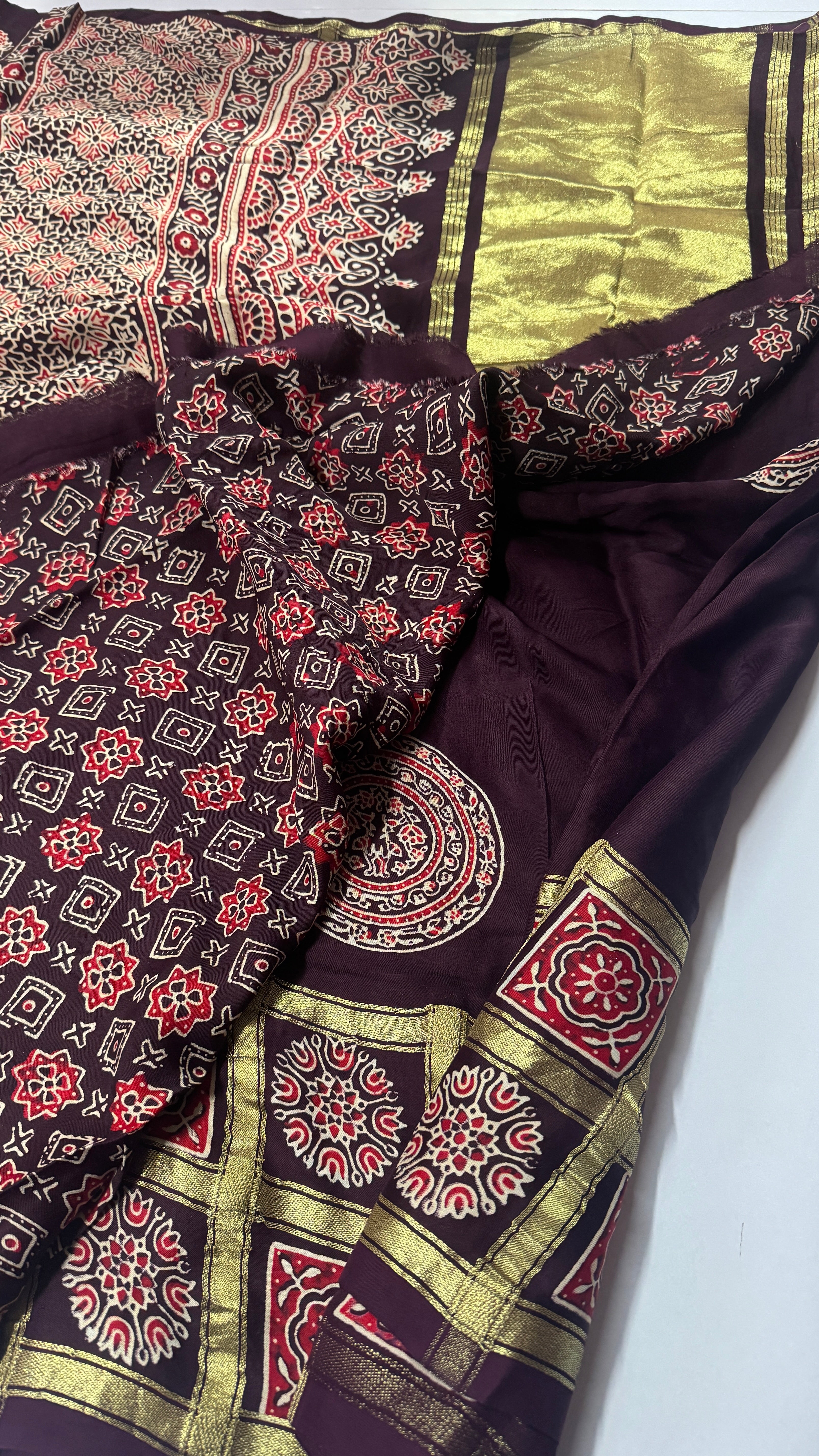 Royal Ajrak -Timeless Grace- VARAHI024