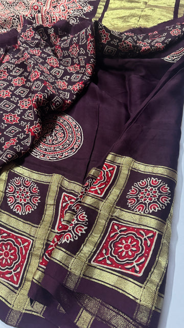 Royal Ajrak -Timeless Grace- VARAHI024