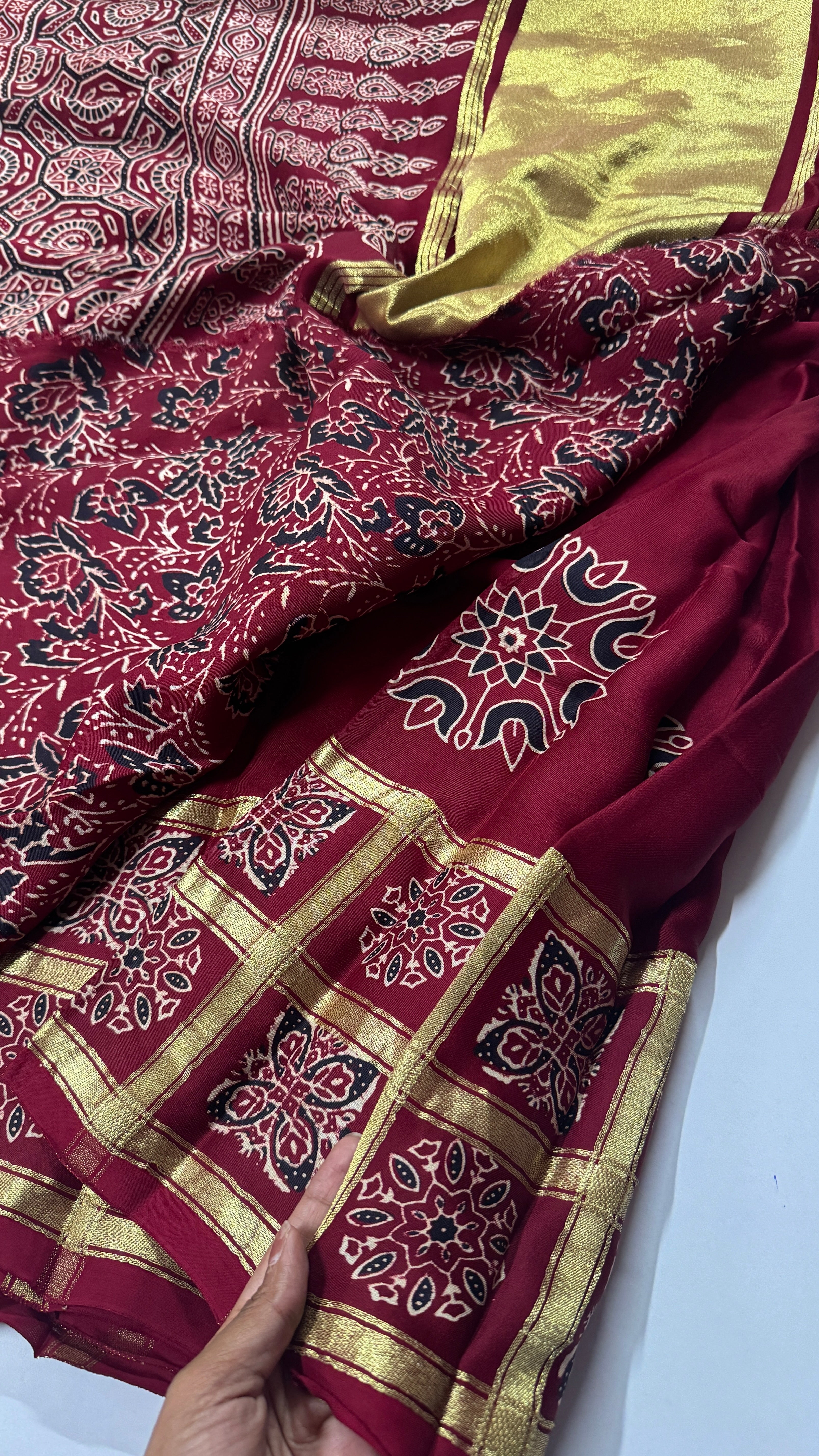 Royal Ajrak -Timeless Grace- VARAHI024