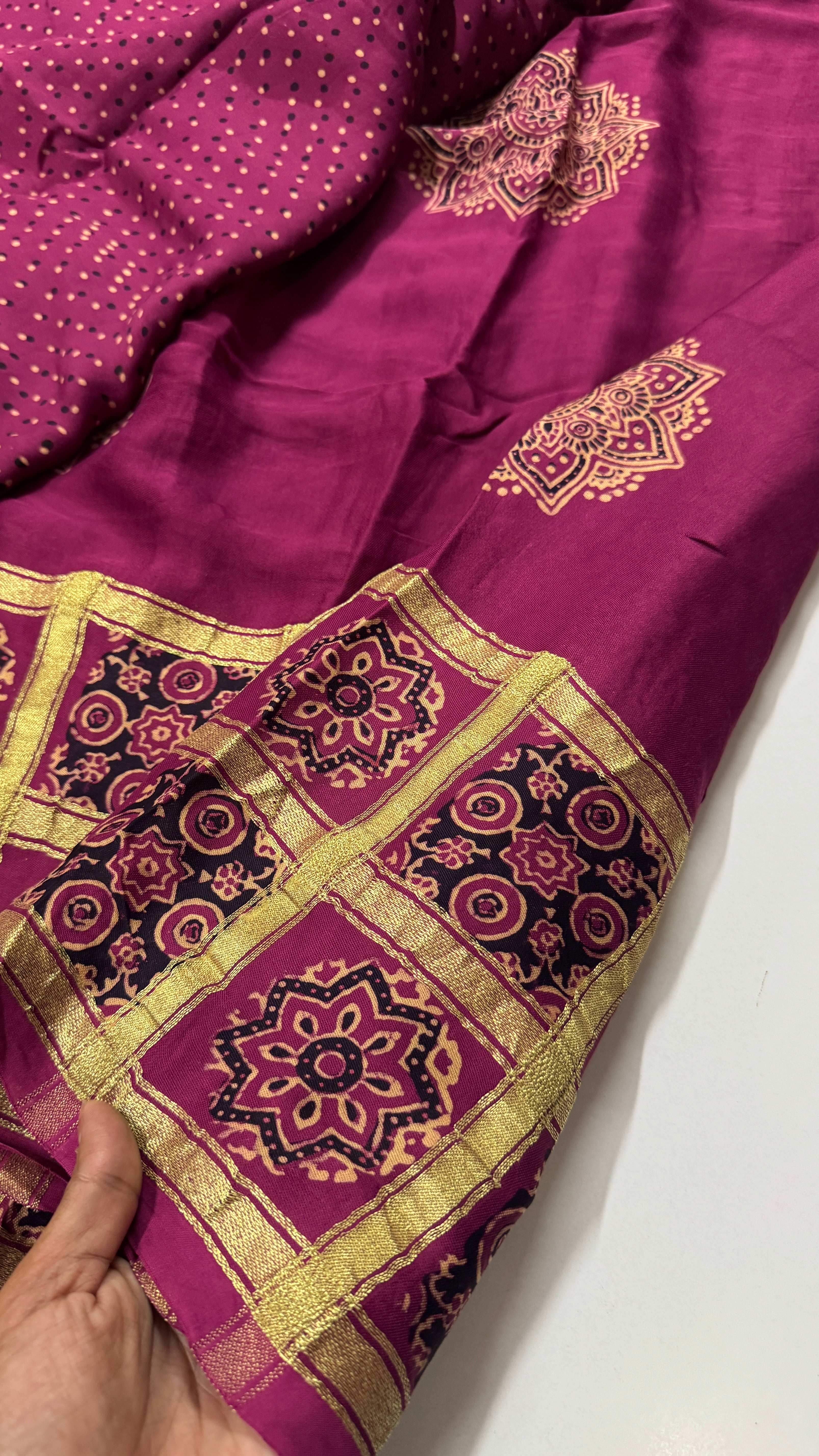 Royal Ajrak -Timeless Grace- VARAHI024