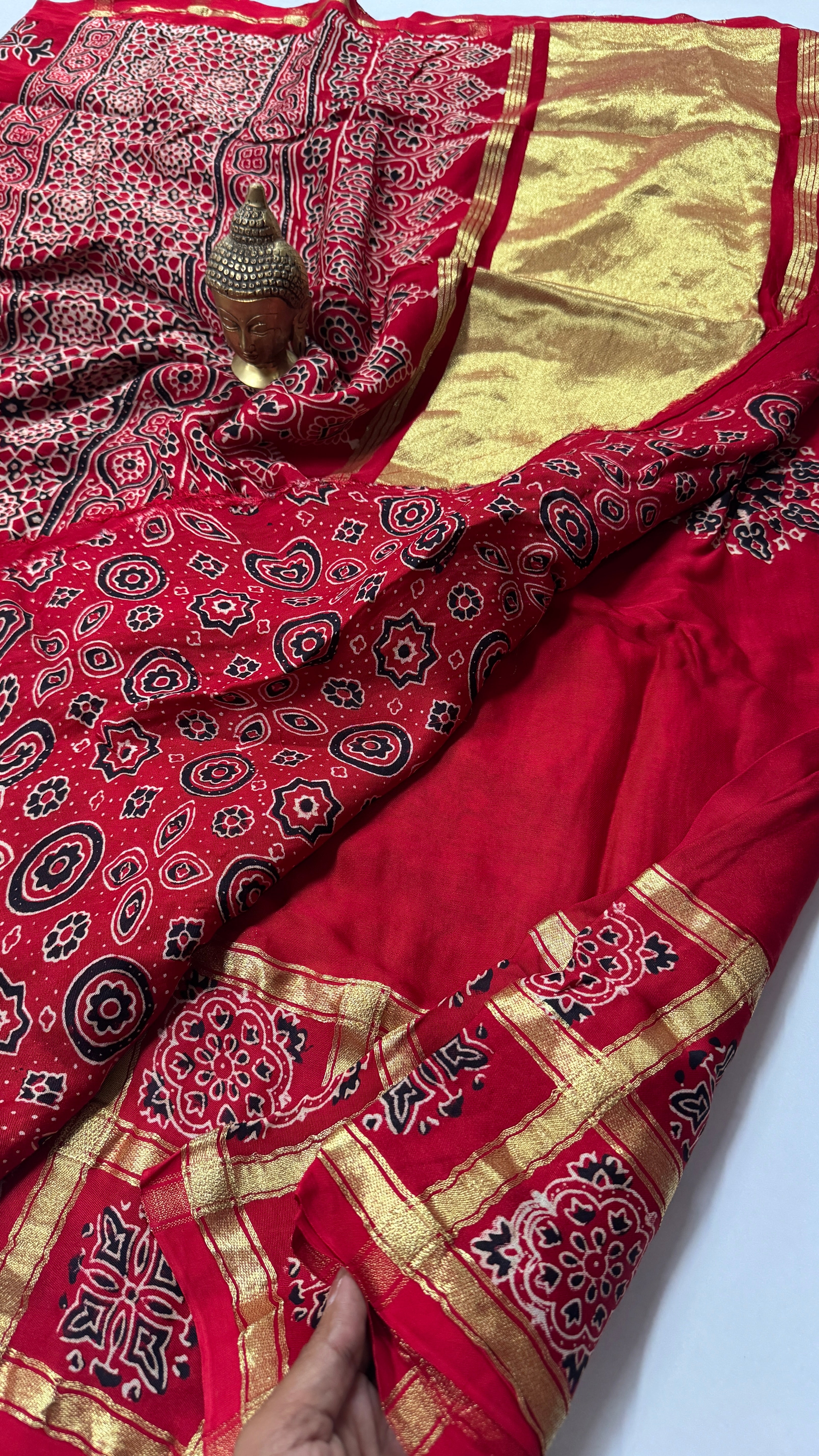 Royal Ajrak -Timeless Grace- VARAHI024