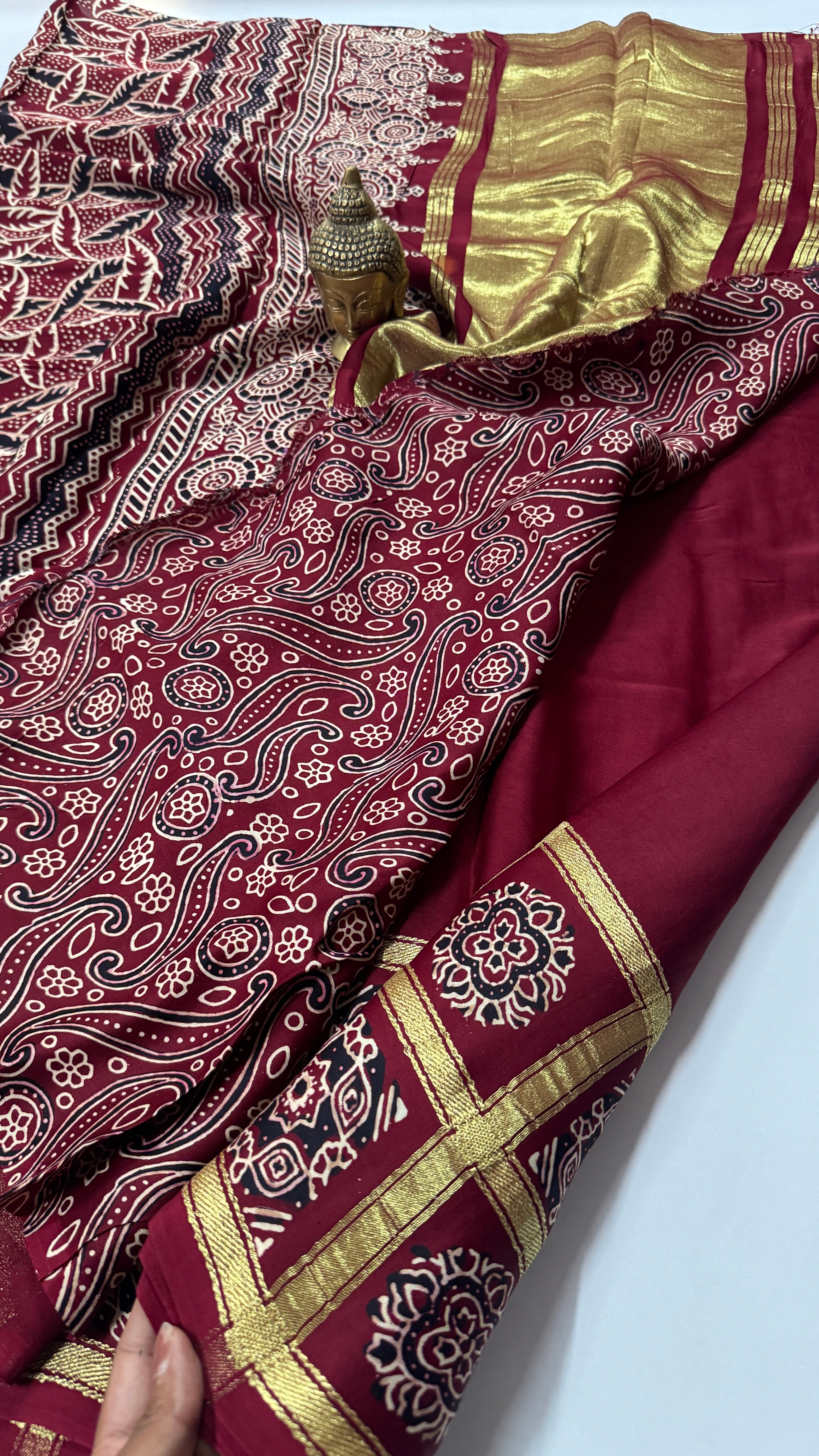 Royal Ajrak -Timeless Grace- VARAHI024