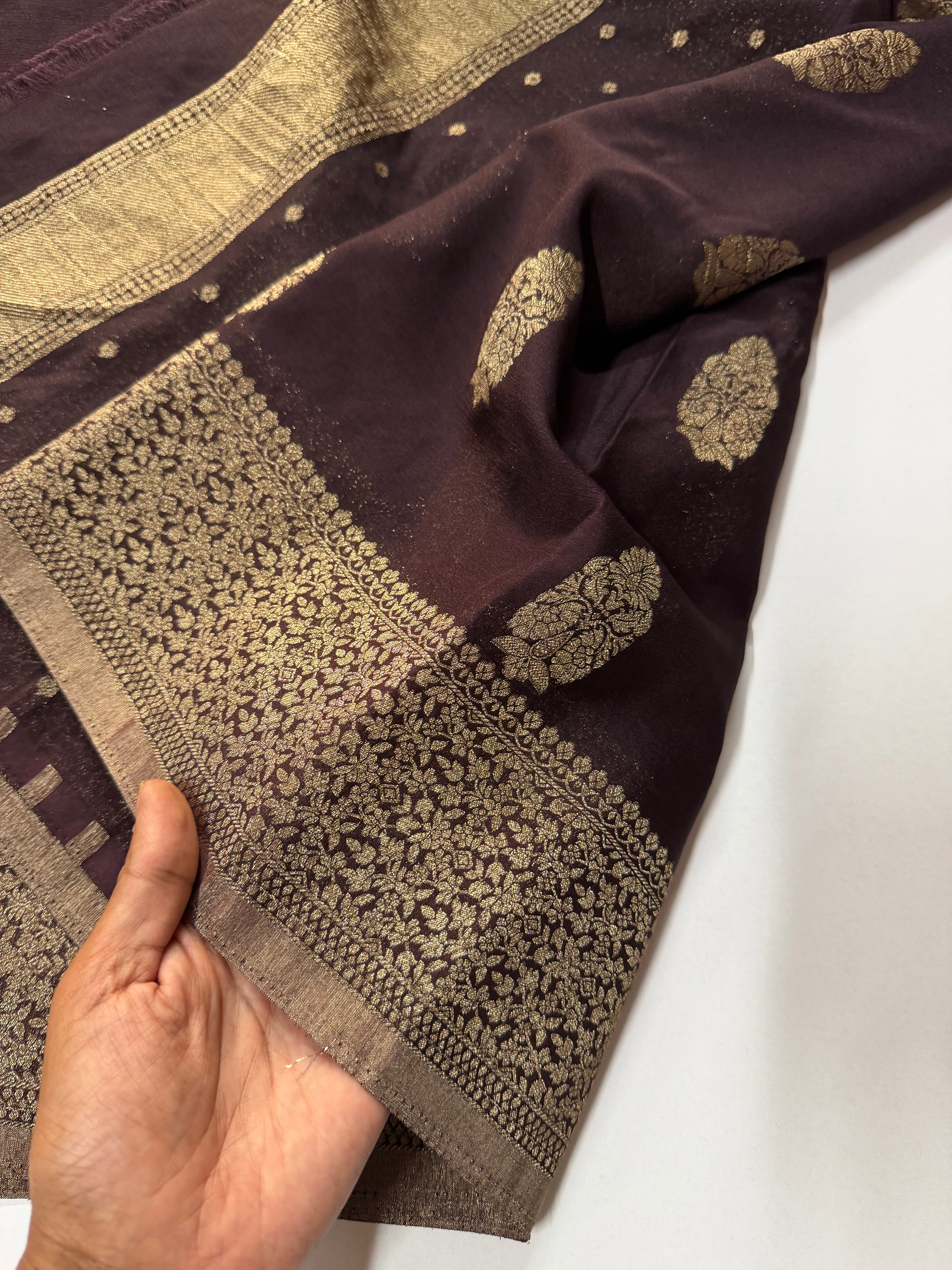 Big butta Georgette crepe beauty in brown- VARAHI50