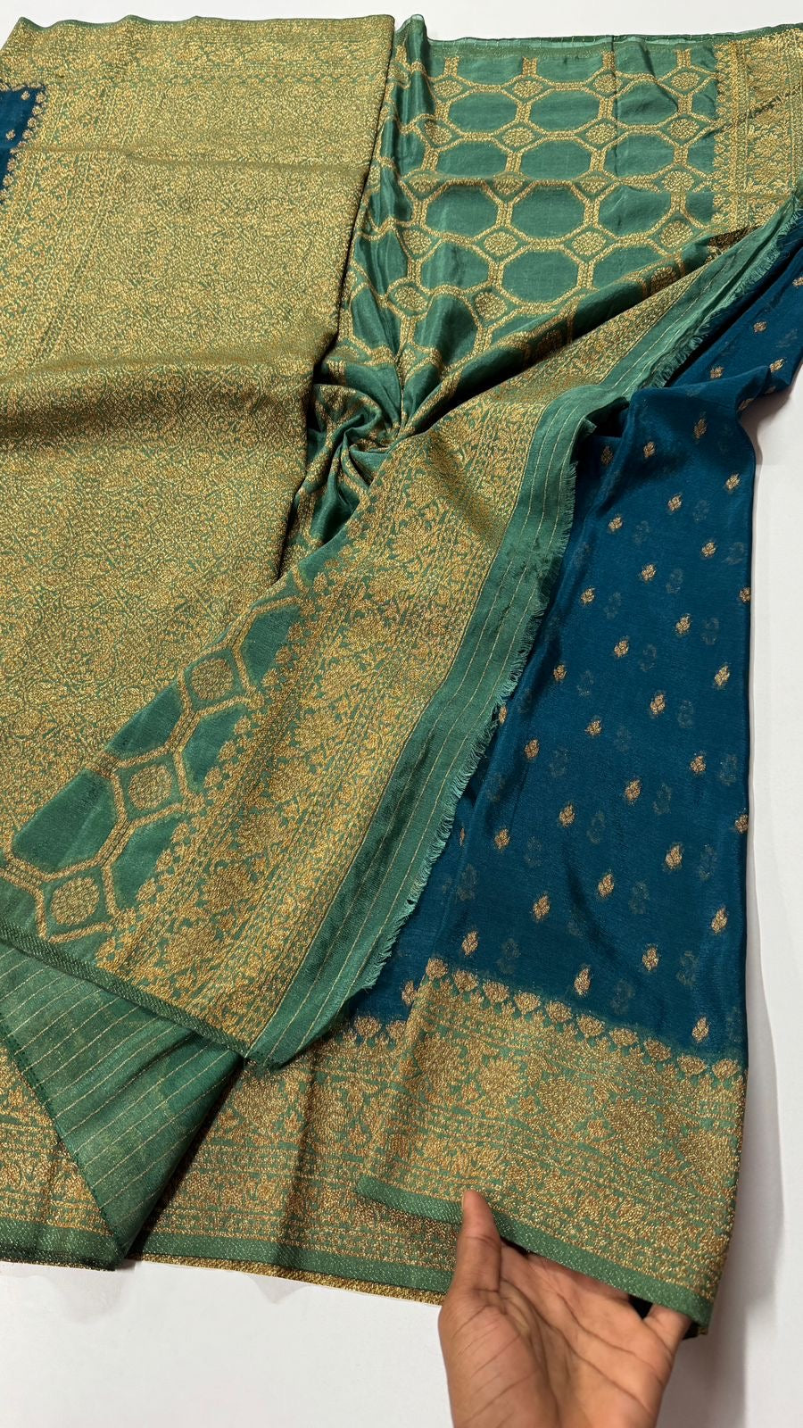 Khadi Georgette Beauty- VARAHI056
