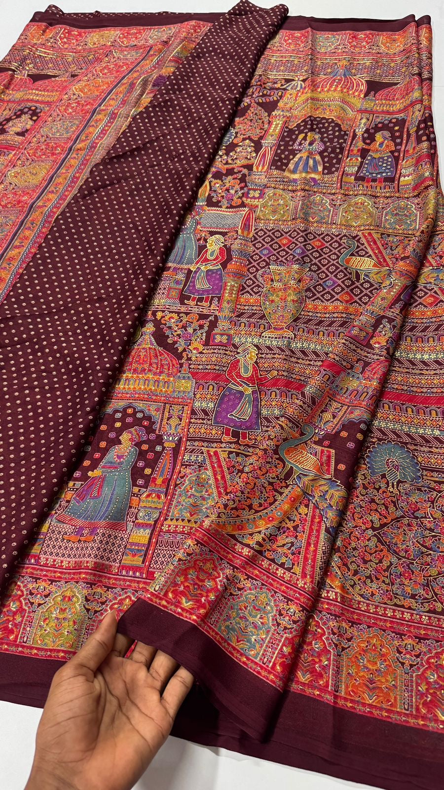 Story telling concept-Georgette Masterpiece-VARAHI044