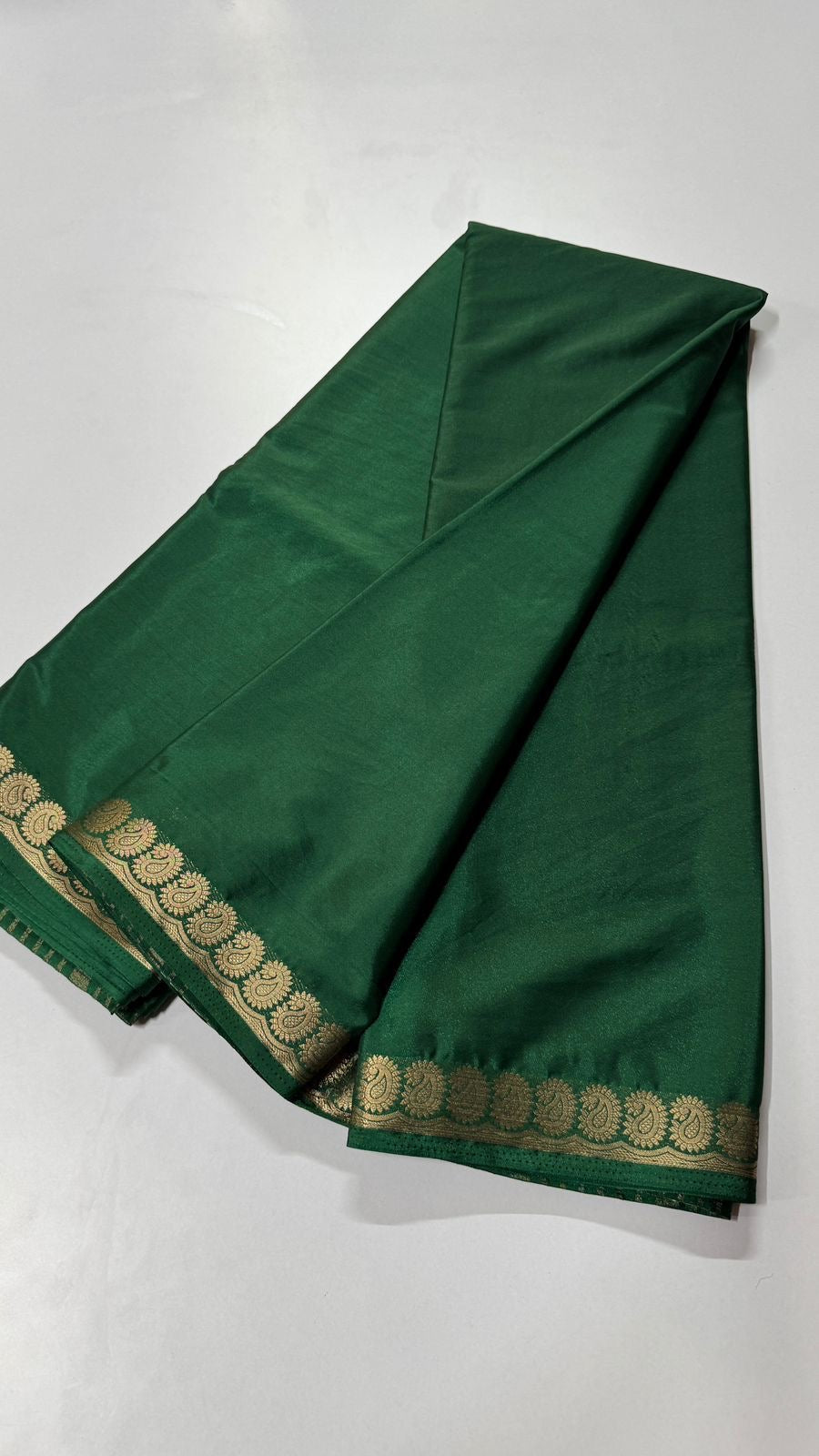 Mysore Crepe Mango Border